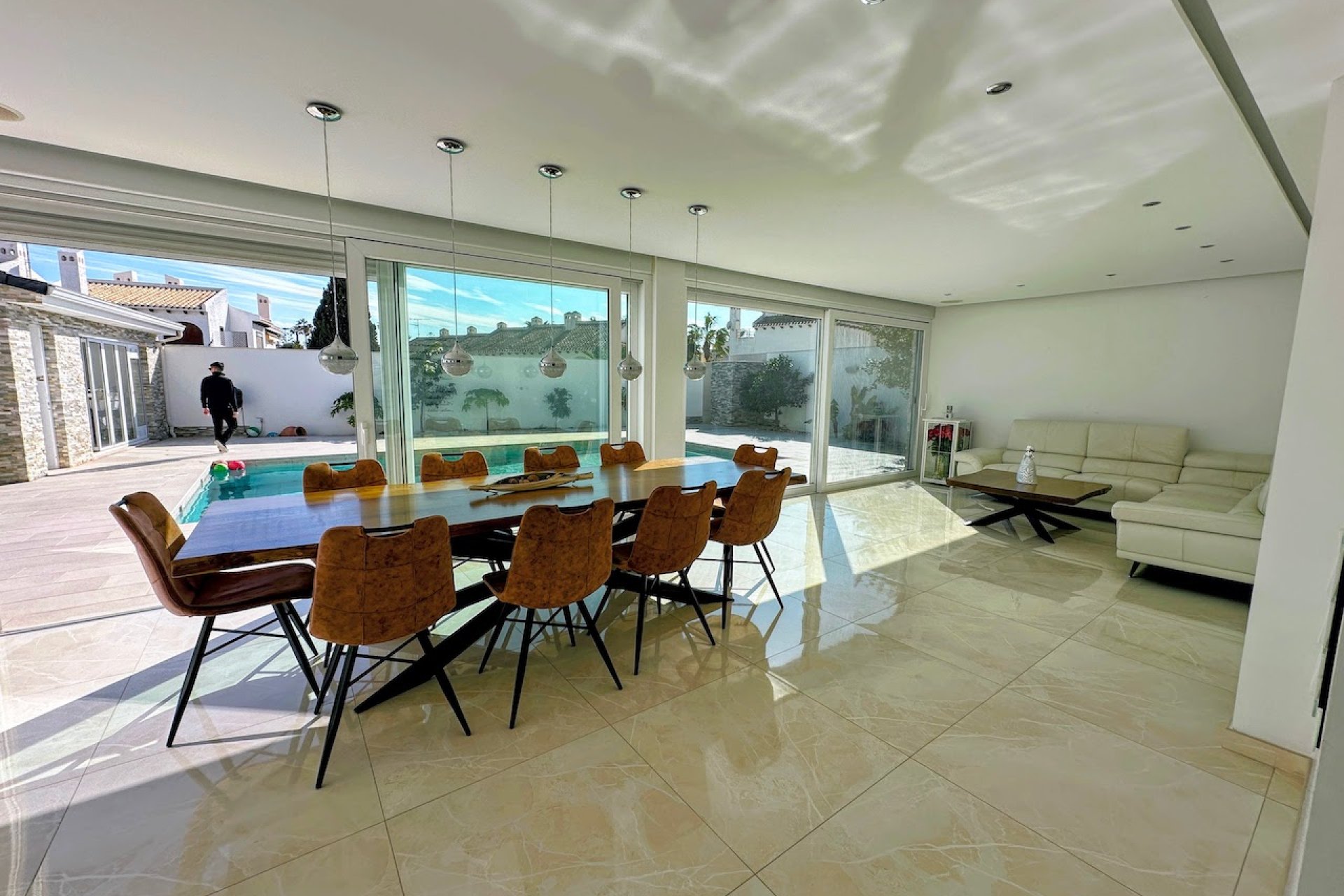 Resale - Villa - Orihuela Costa - La Zenia