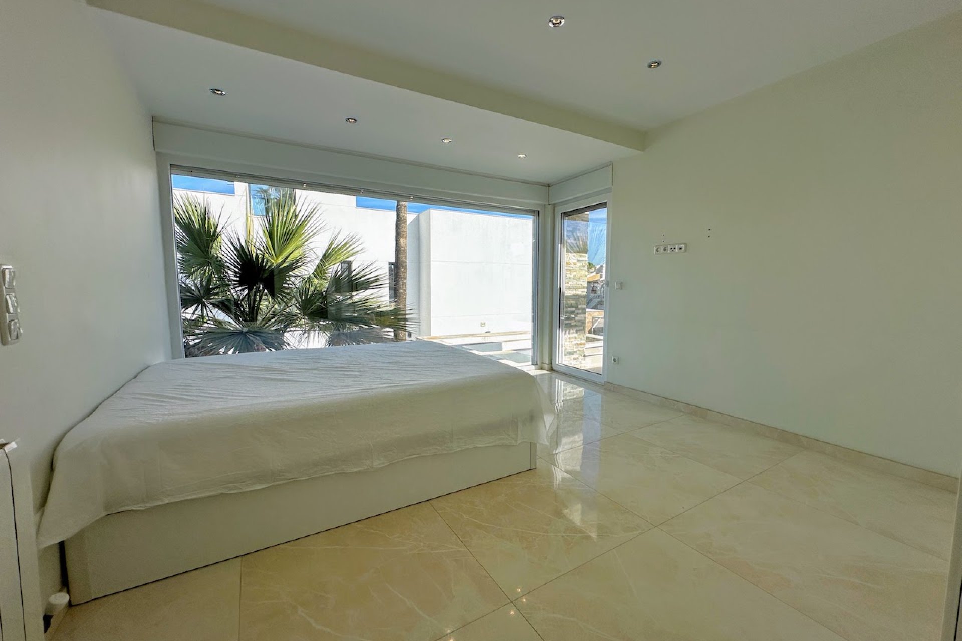 Resale - Villa - Orihuela Costa - La Zenia