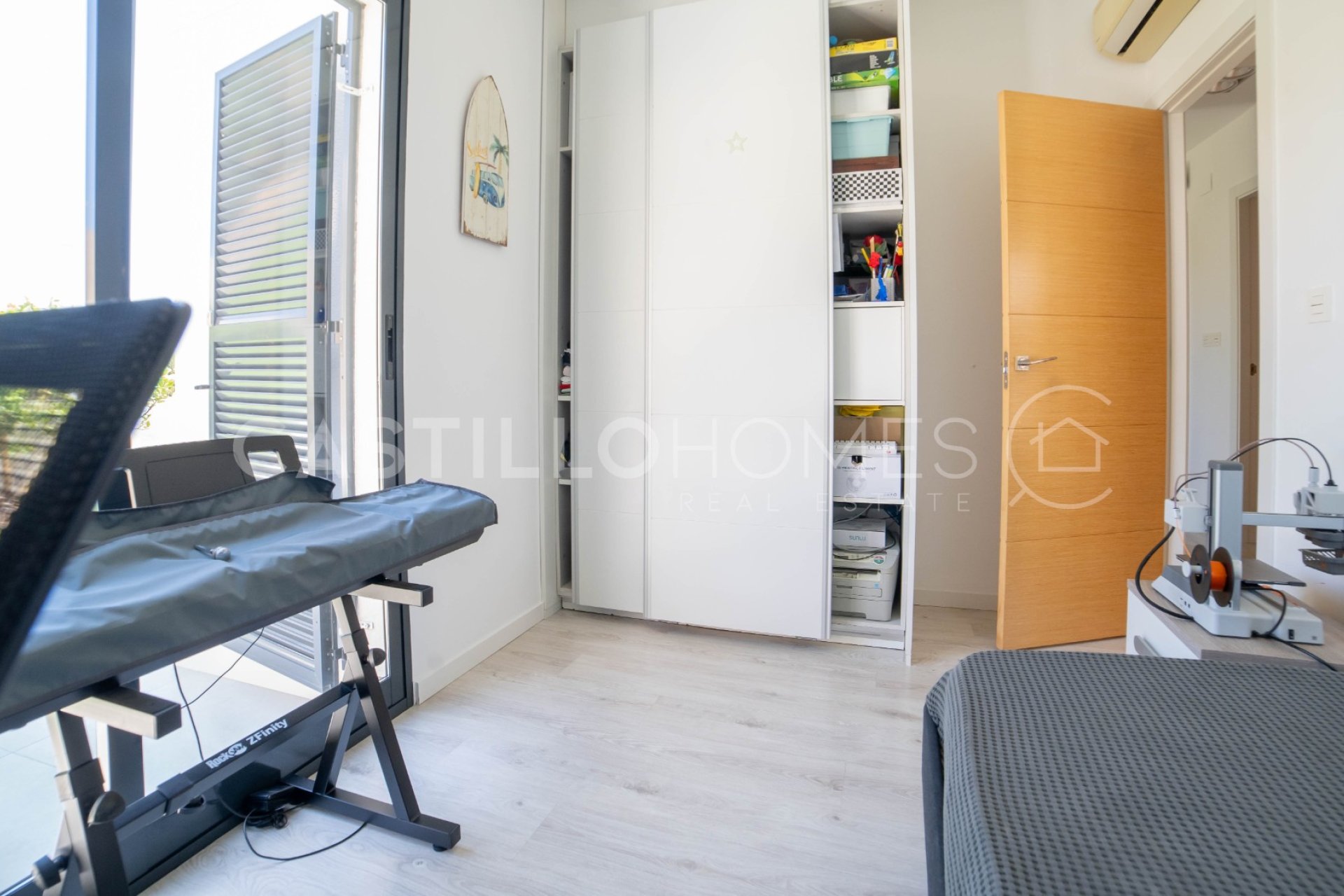 Resale - Villa - Orihuela Costa - La Zenia