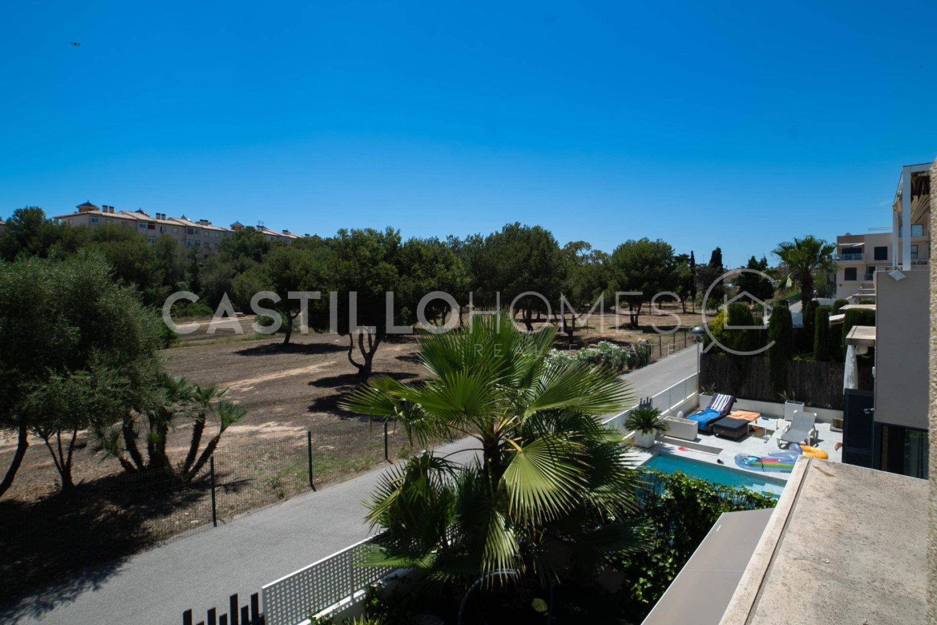 Resale - Villa - Orihuela Costa - La Zenia