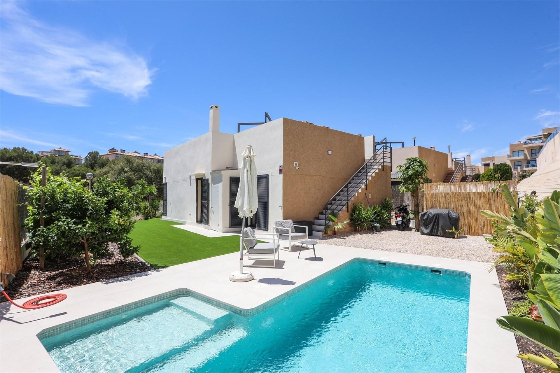 Resale - Villa - Orihuela Costa - La Zenia