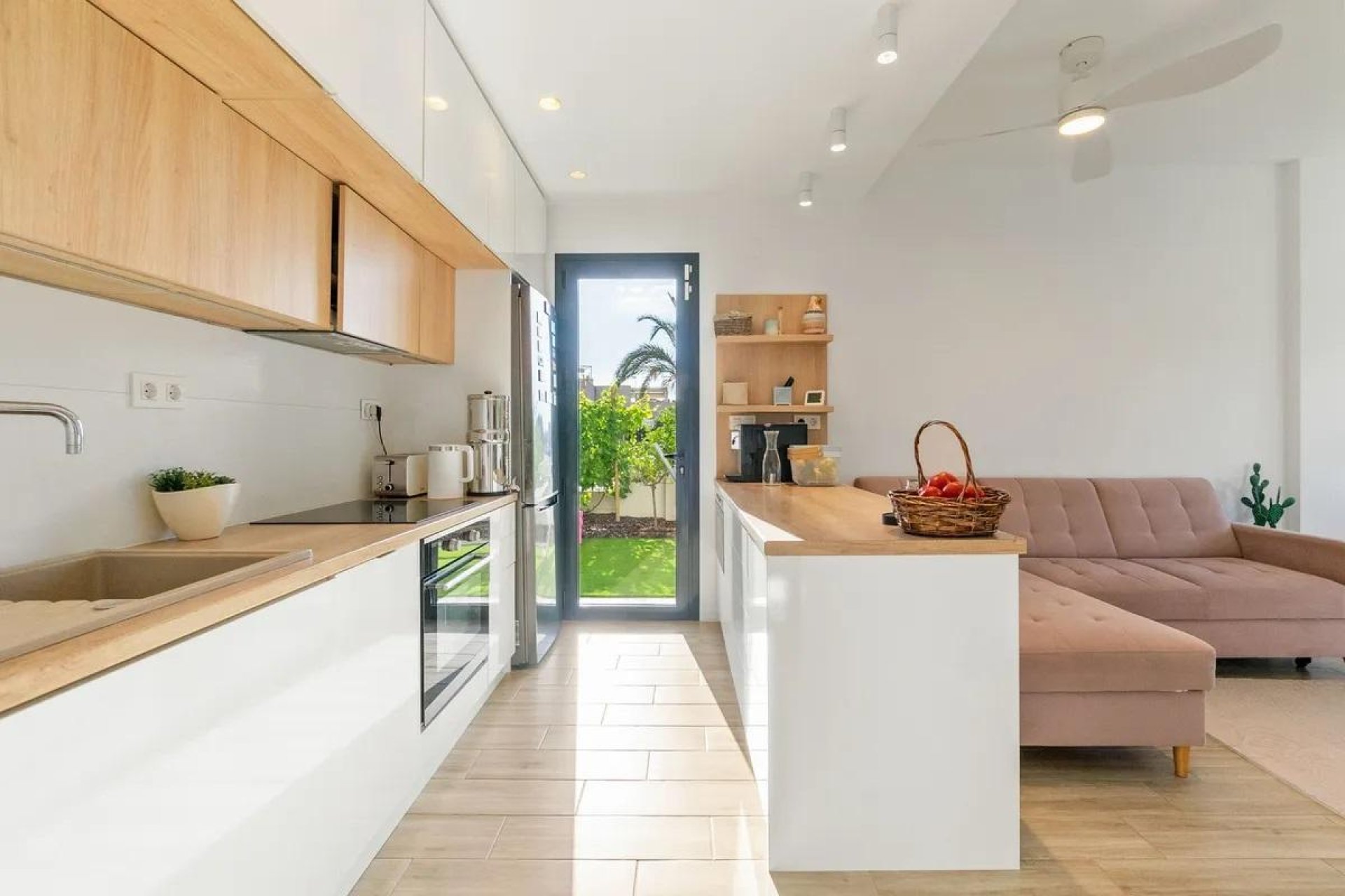 Resale - Villa - Orihuela Costa - La Zenia