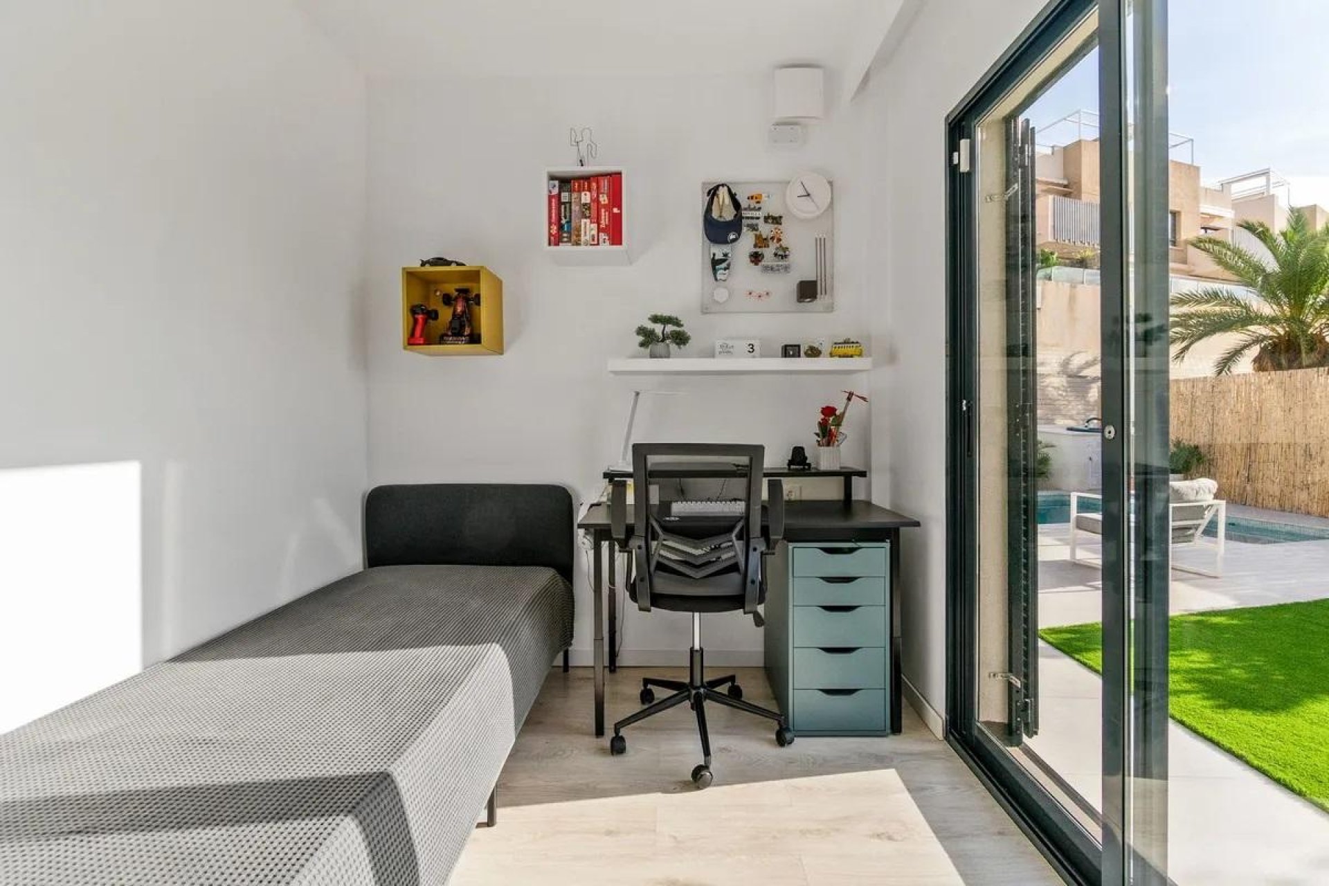 Resale - Villa - Orihuela Costa - La Zenia