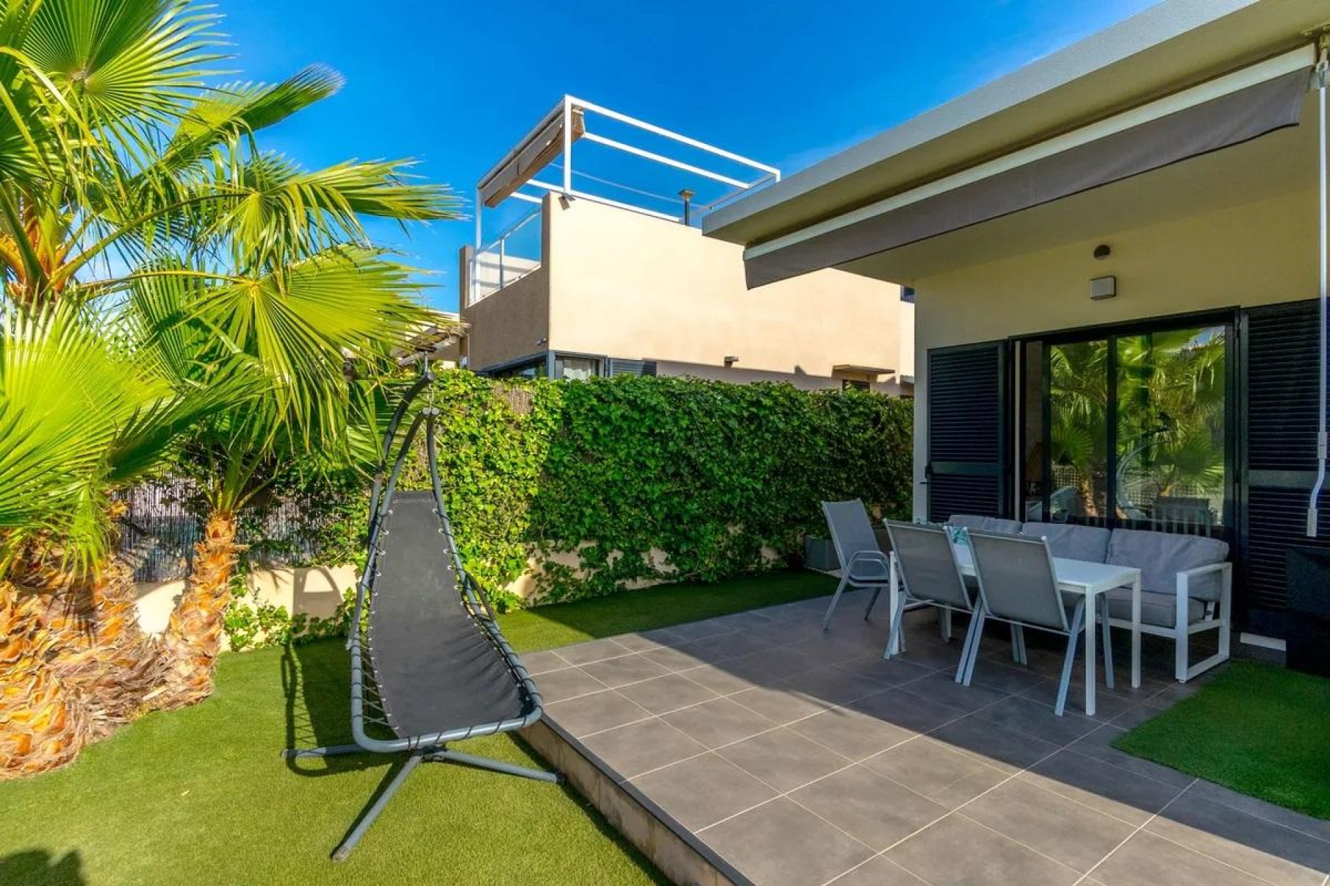 Resale - Villa - Orihuela Costa - La Zenia