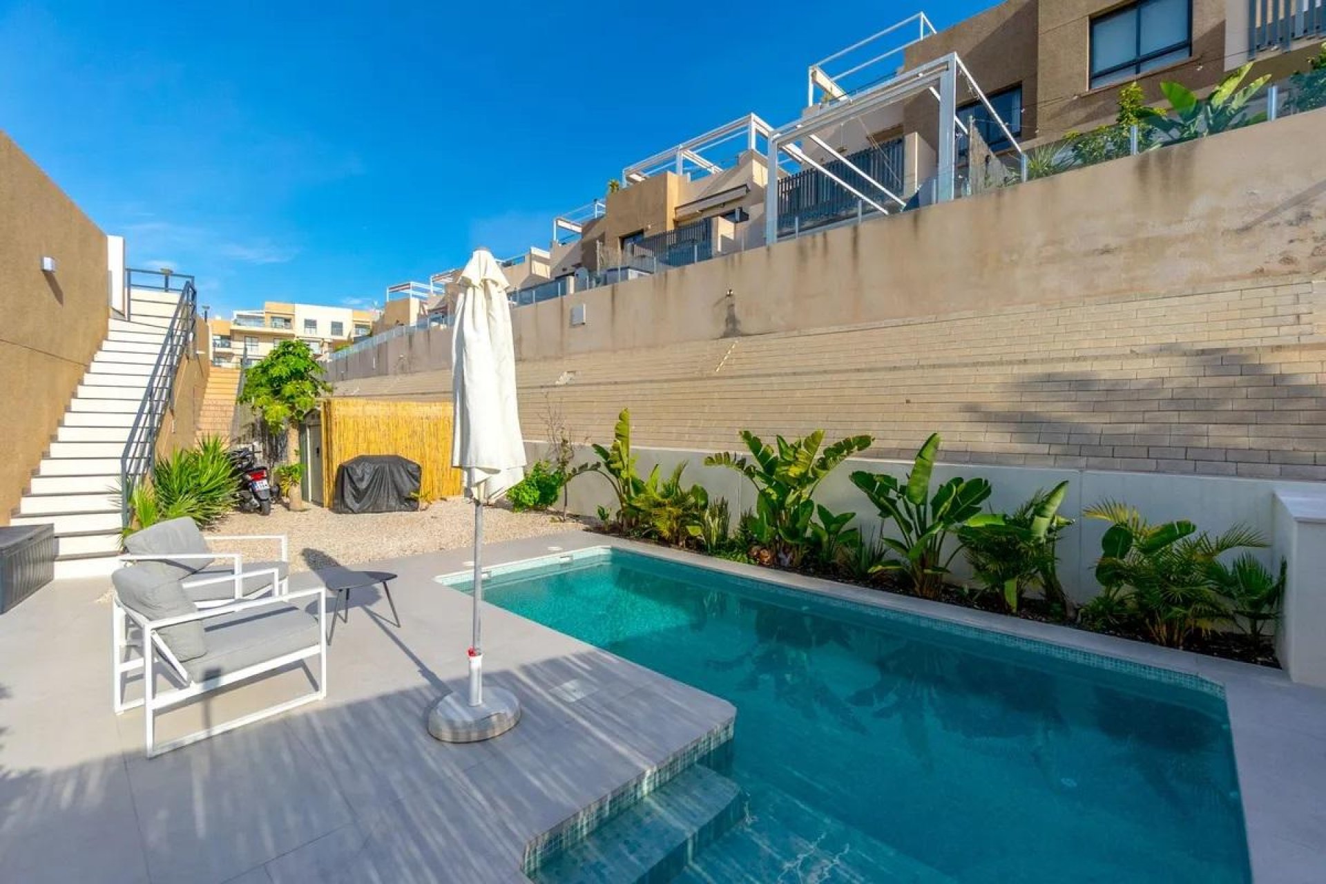 Resale - Villa - Orihuela Costa - La Zenia
