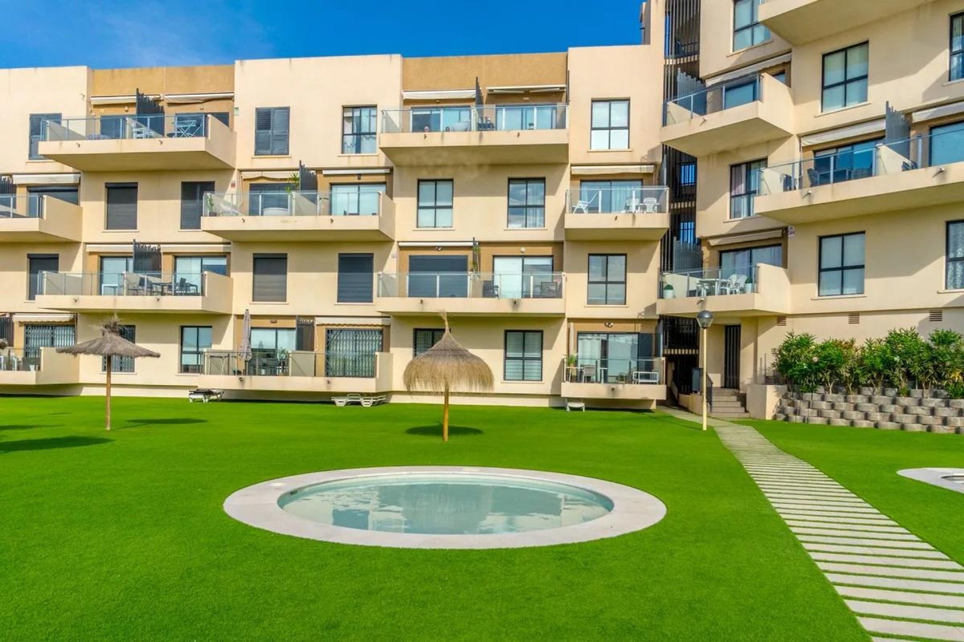 Resale - Villa - Orihuela Costa - La Zenia