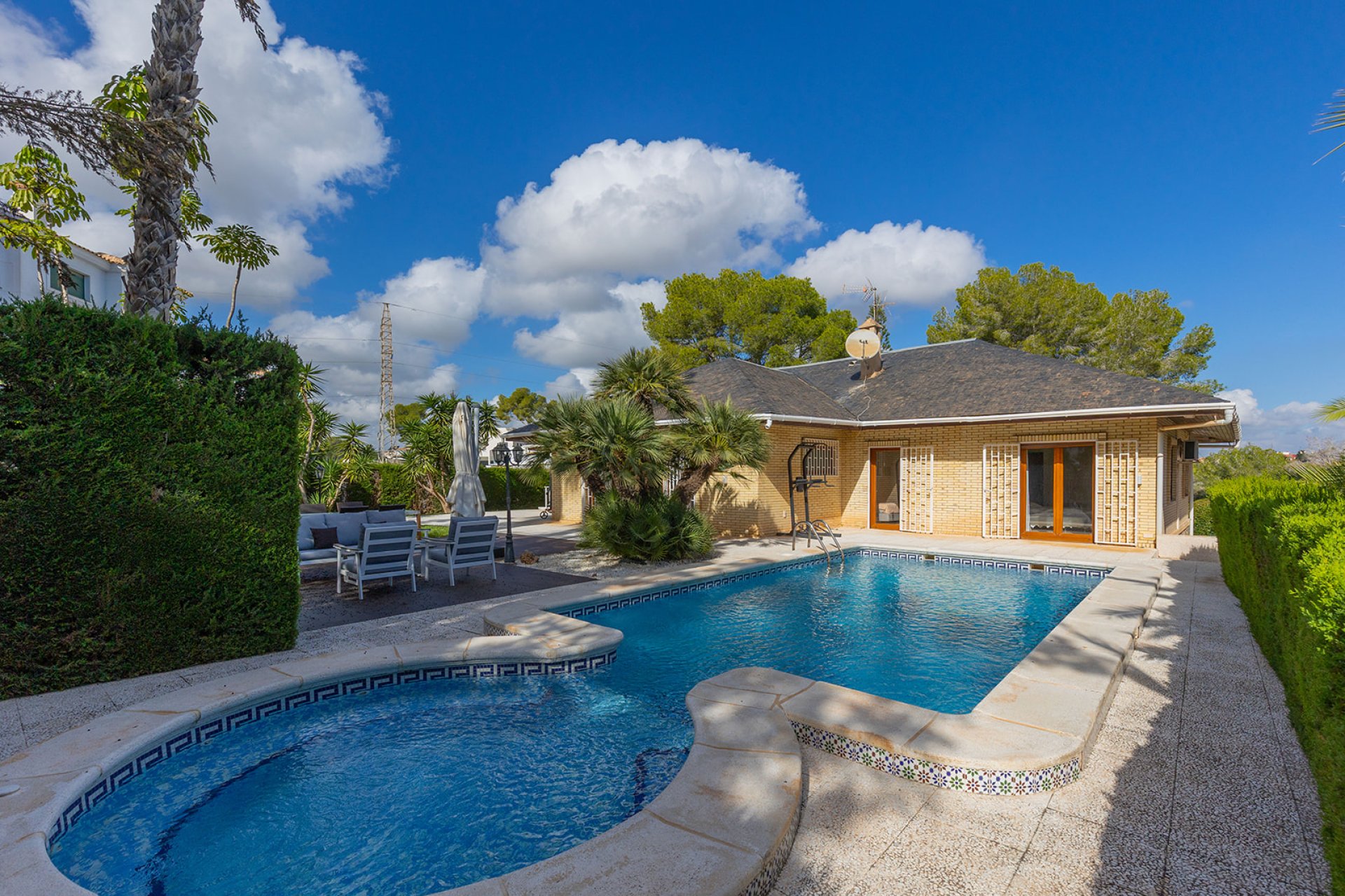 Resale - Villa - Orihuela Costa - Las Filipinas