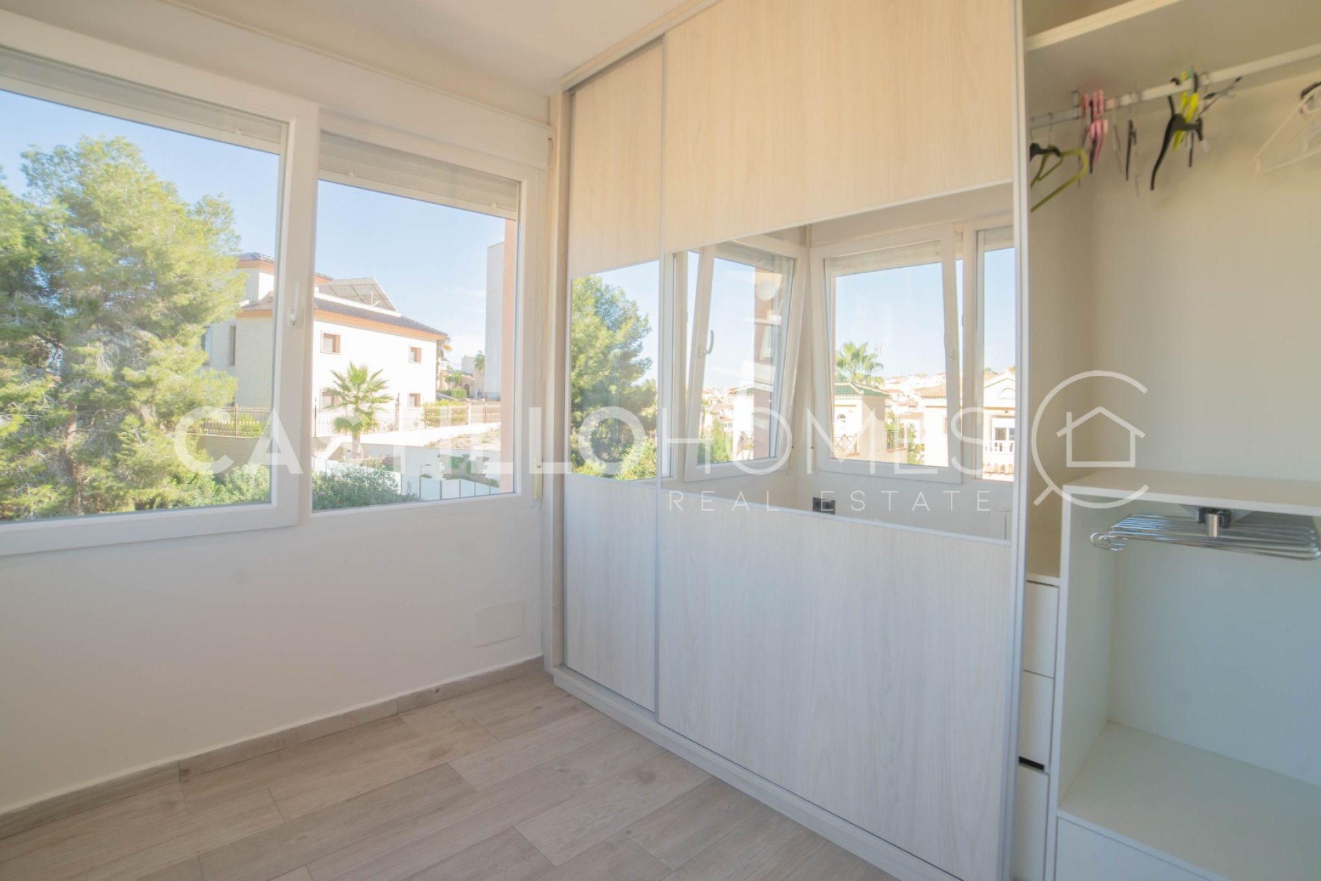 Resale - Villa - Orihuela Costa - Las Filipinas