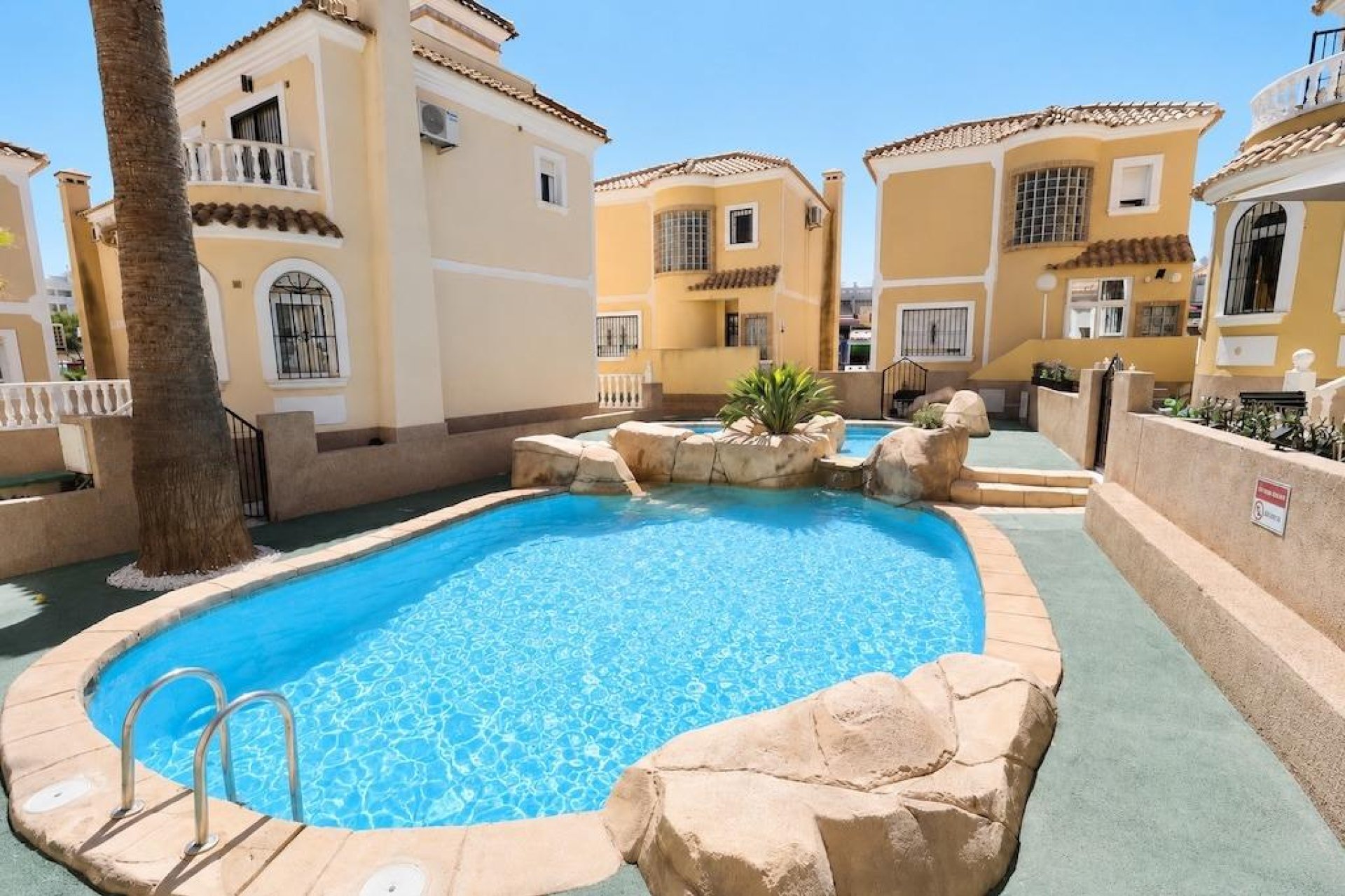 Resale - Villa - Orihuela Costa - Las Filipinas
