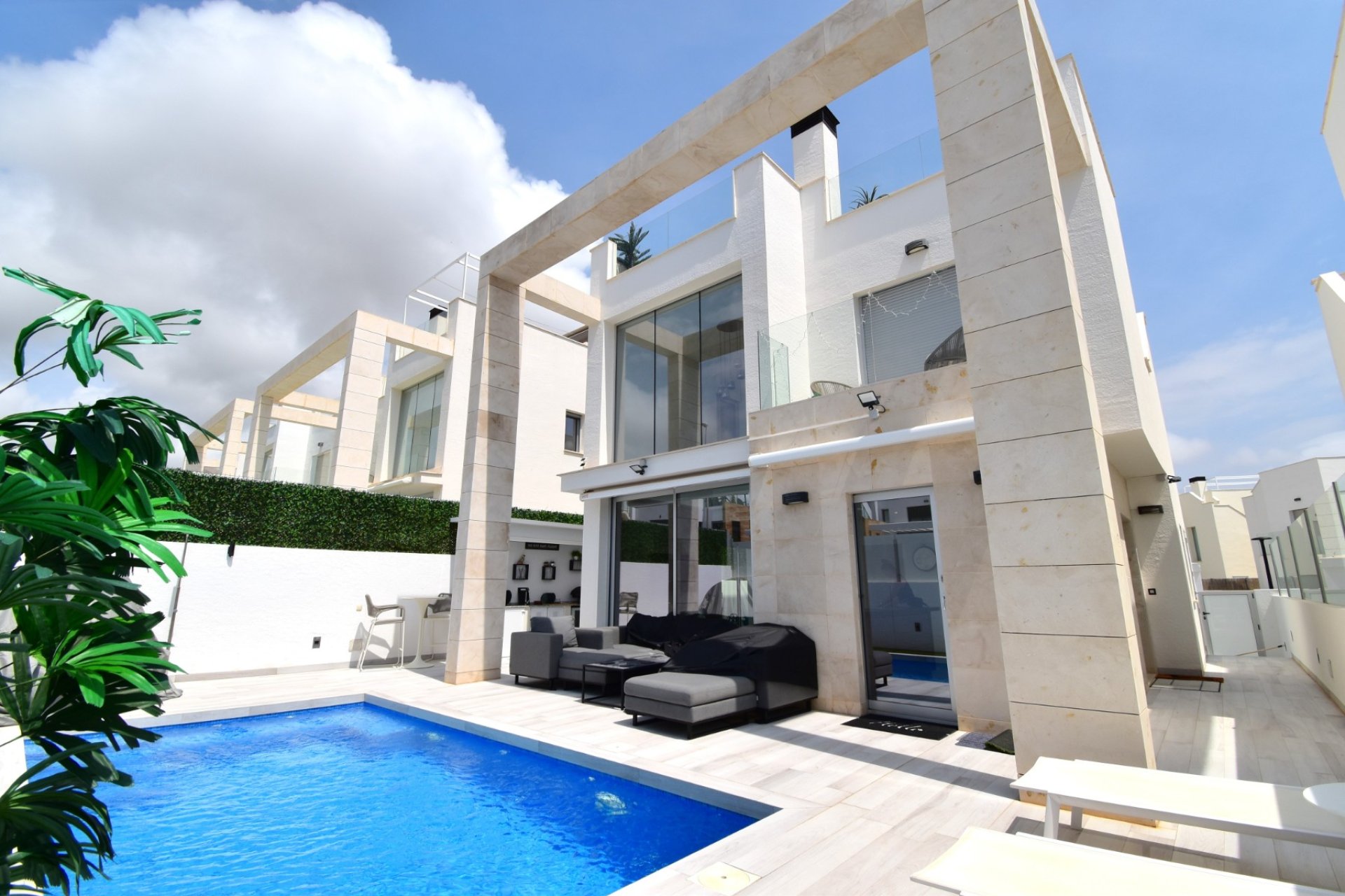 Resale - Villa - Orihuela Costa - Lomas de Cabo Roig