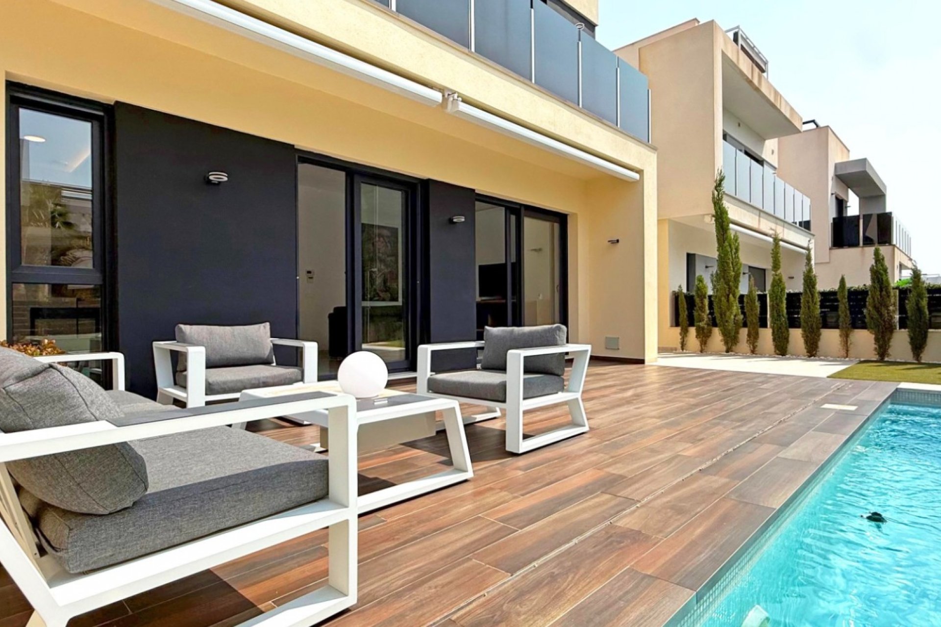 Resale - Villa - Orihuela Costa - Lomas de Cabo Roig