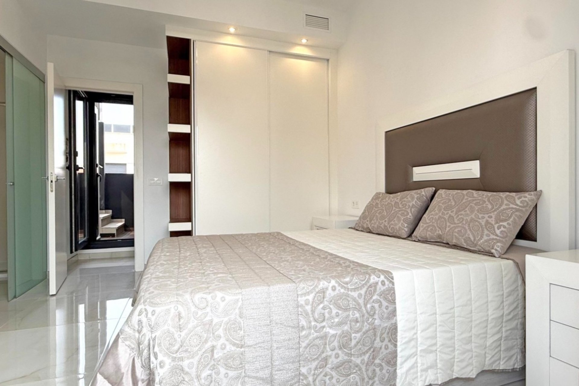 Resale - Villa - Orihuela Costa - Lomas de Cabo Roig