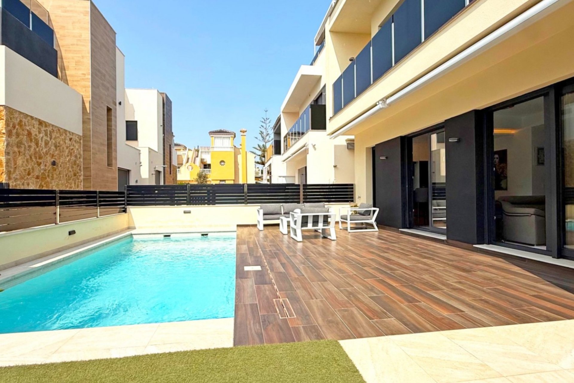 Resale - Villa - Orihuela Costa - Lomas de Cabo Roig