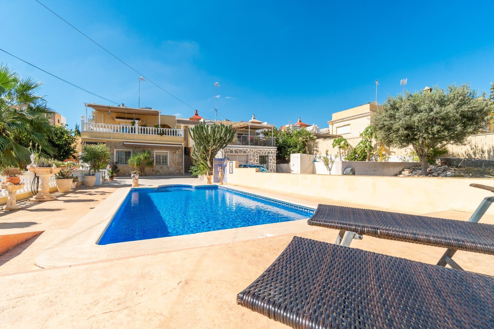 Resale - Villa - Orihuela Costa - Los Balcones