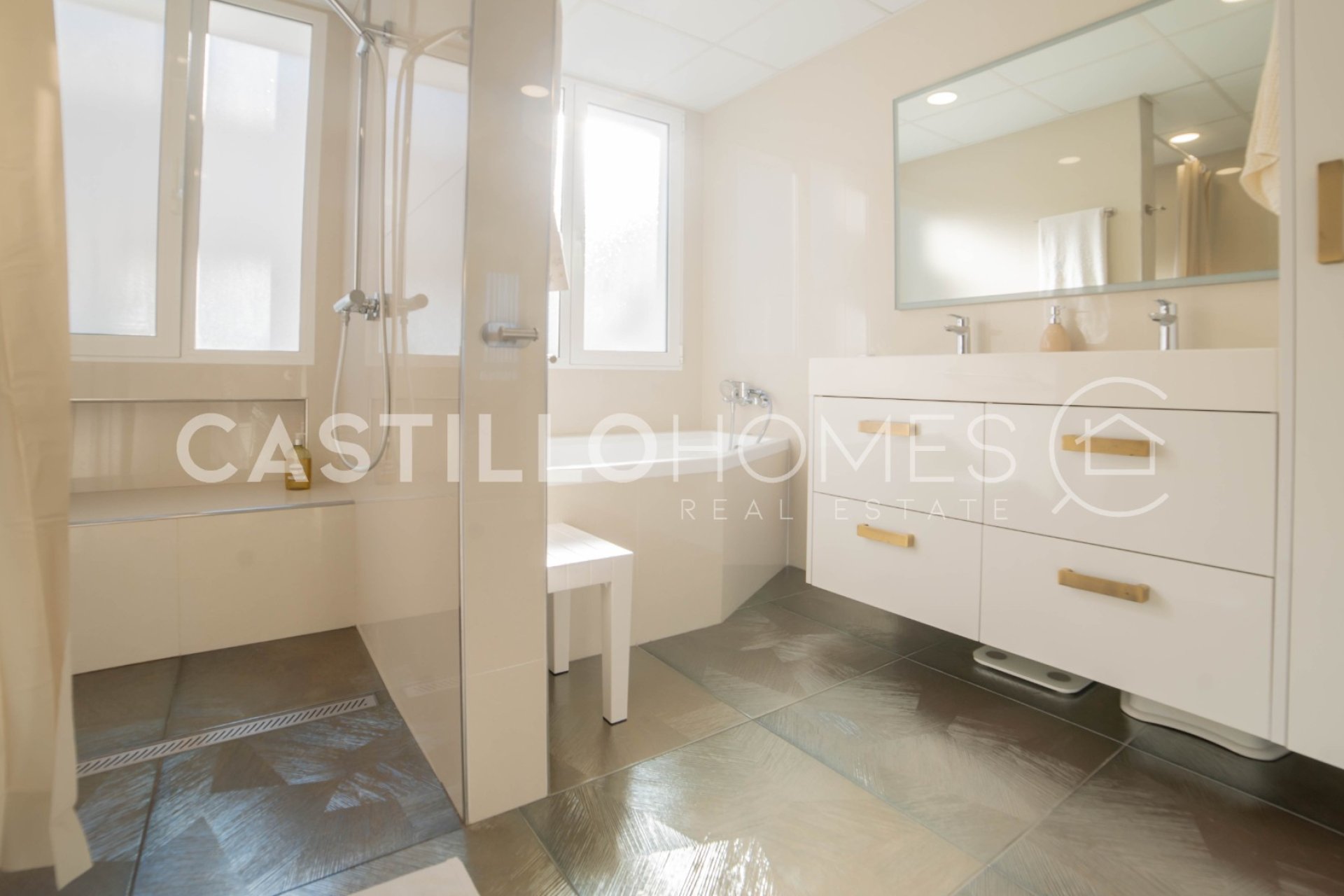 Resale - Villa - Orihuela Costa - Orihuela