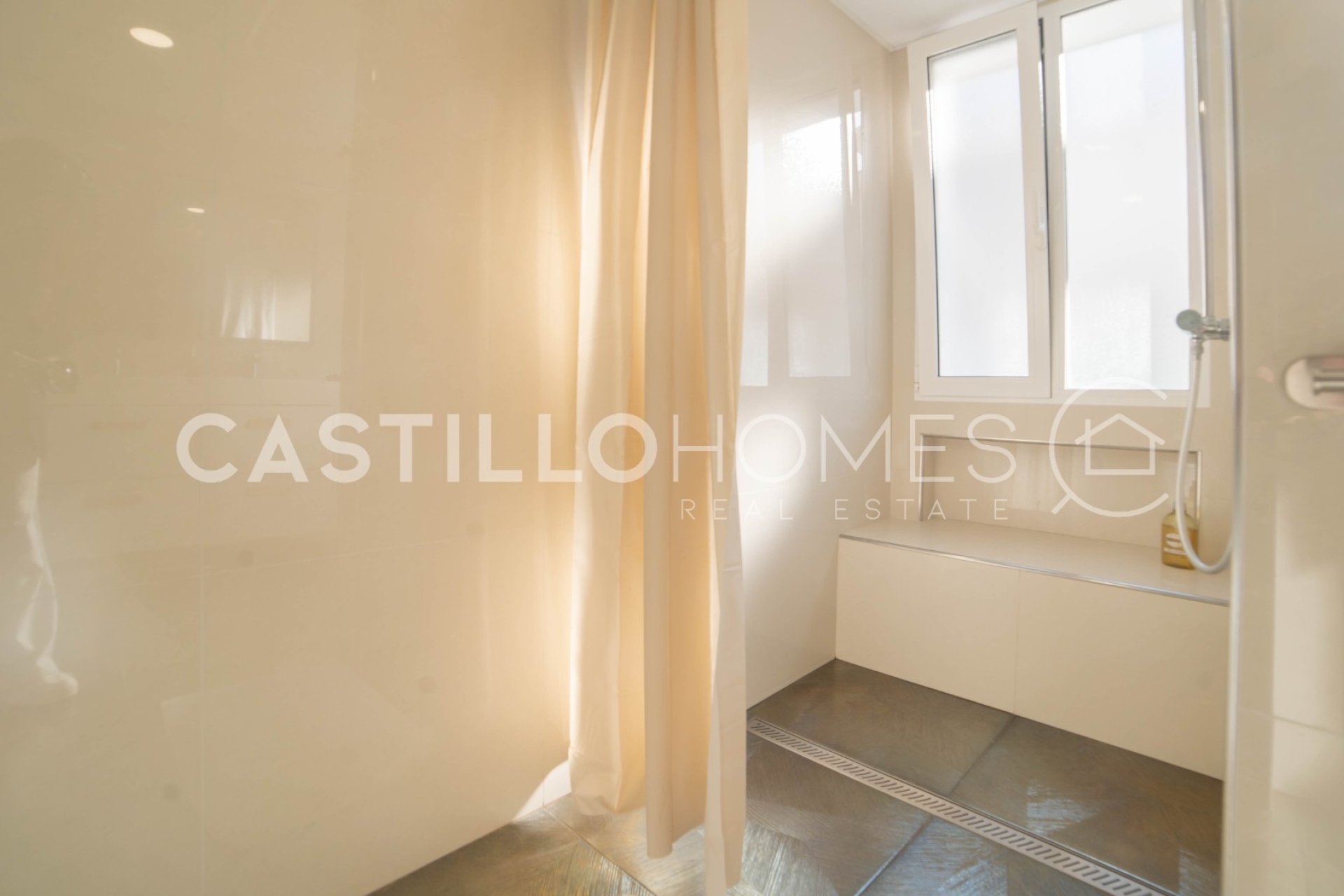 Resale - Villa - Orihuela Costa - Orihuela