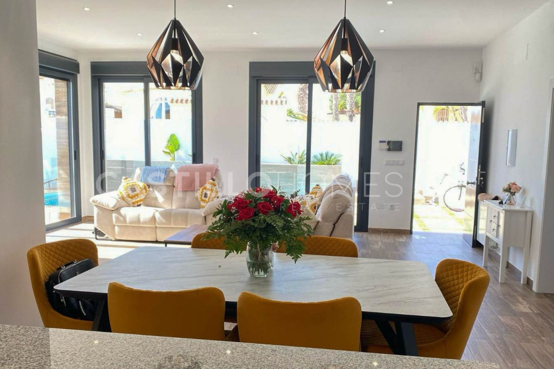 Resale - Villa - Orihuela Costa - Orihuela