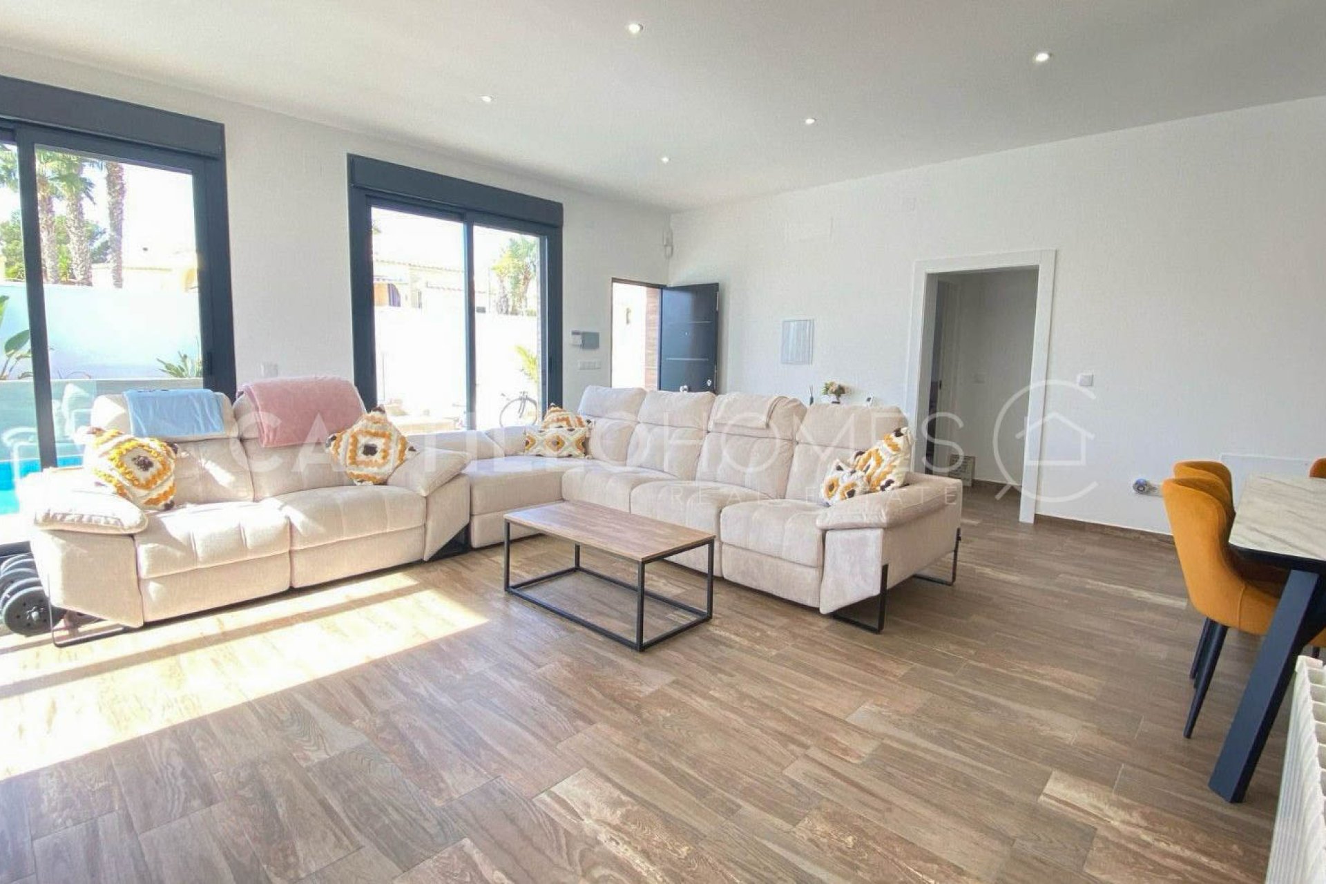 Resale - Villa - Orihuela Costa - Orihuela