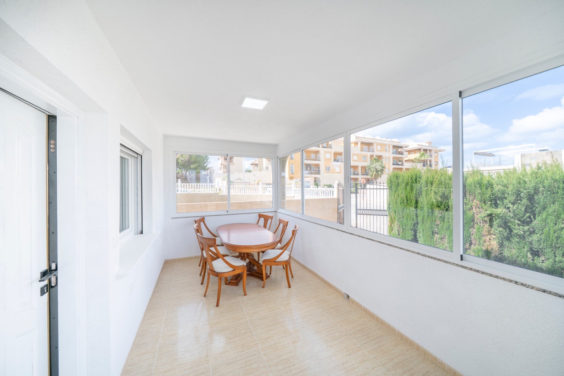 Resale - Villa - Orihuela Costa - PAU 26