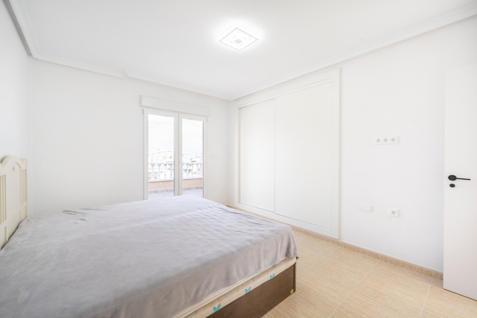 Resale - Villa - Orihuela Costa - PAU 26