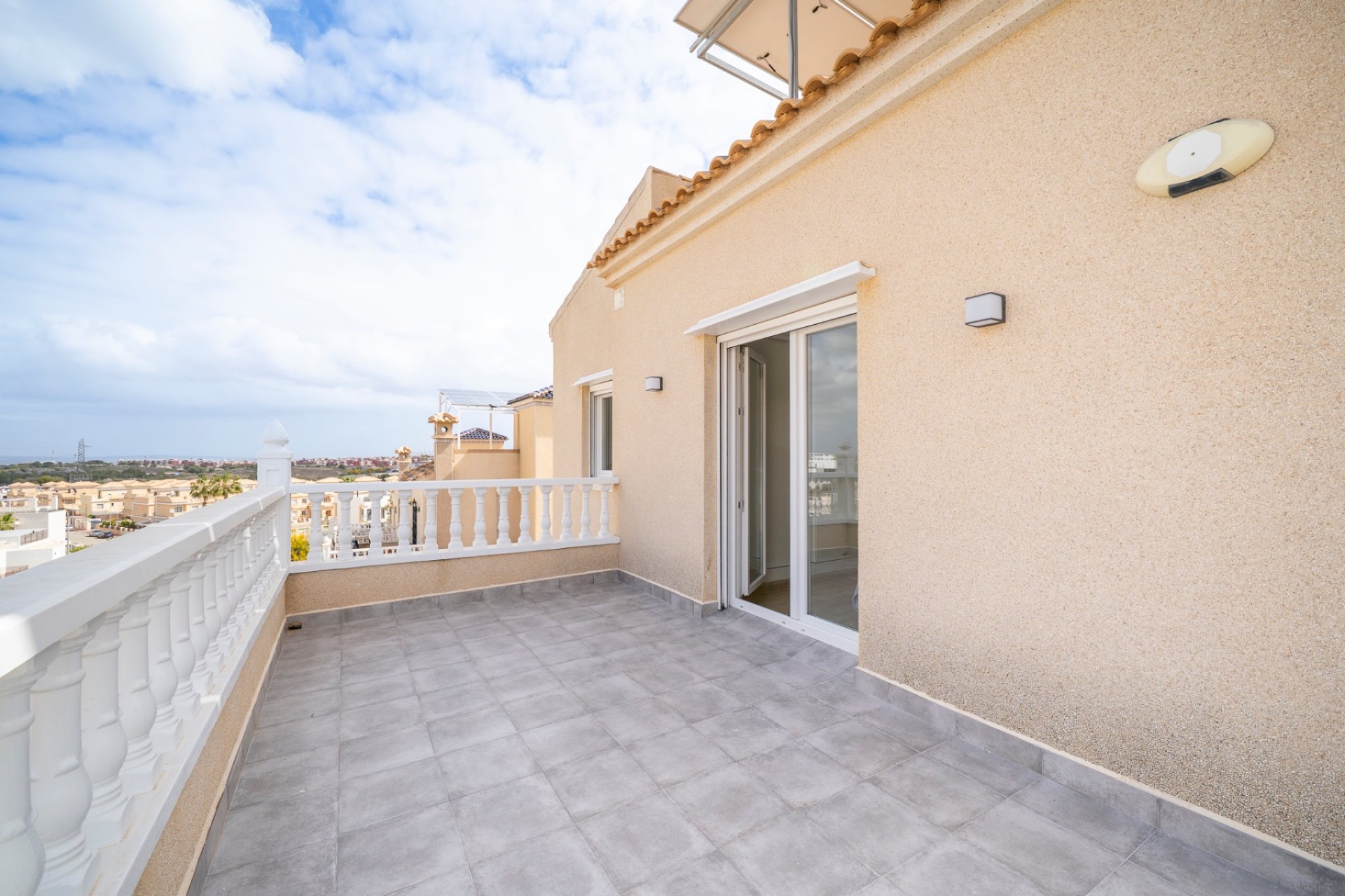 Resale - Villa - Orihuela Costa - PAU 26