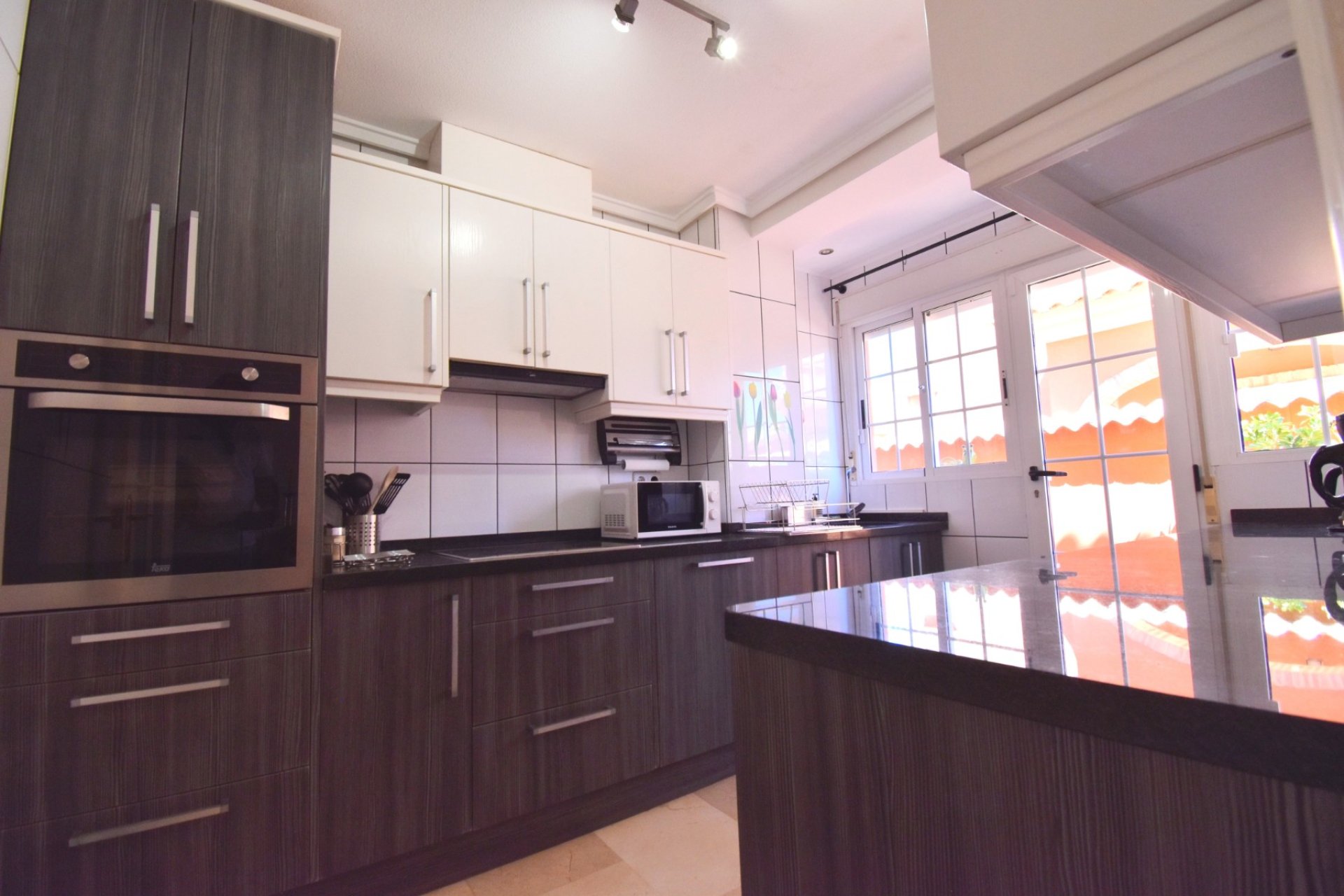 Resale - Villa - Orihuela Costa - Playa Flamenca