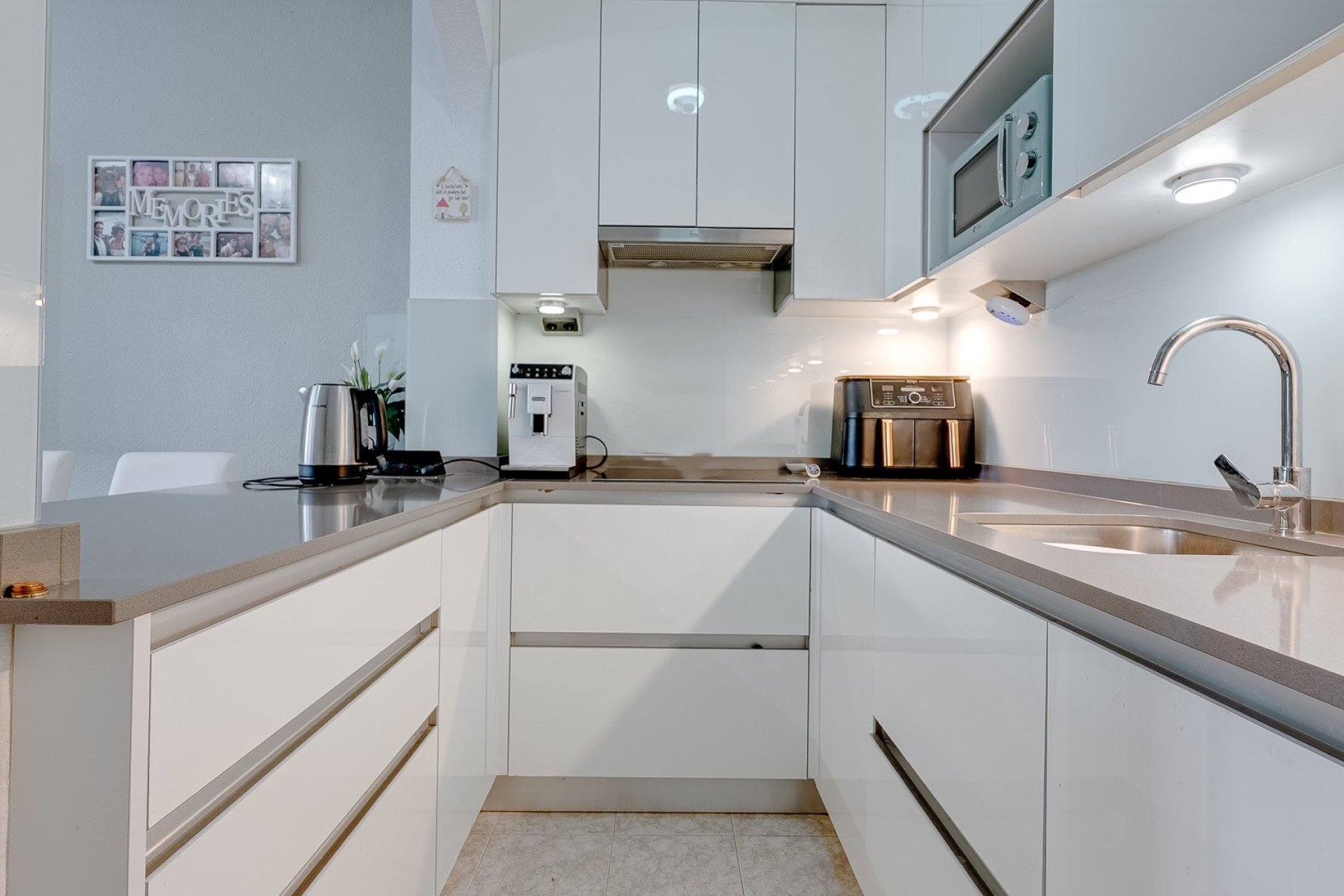 Resale - Villa - Orihuela Costa - Playa Flamenca