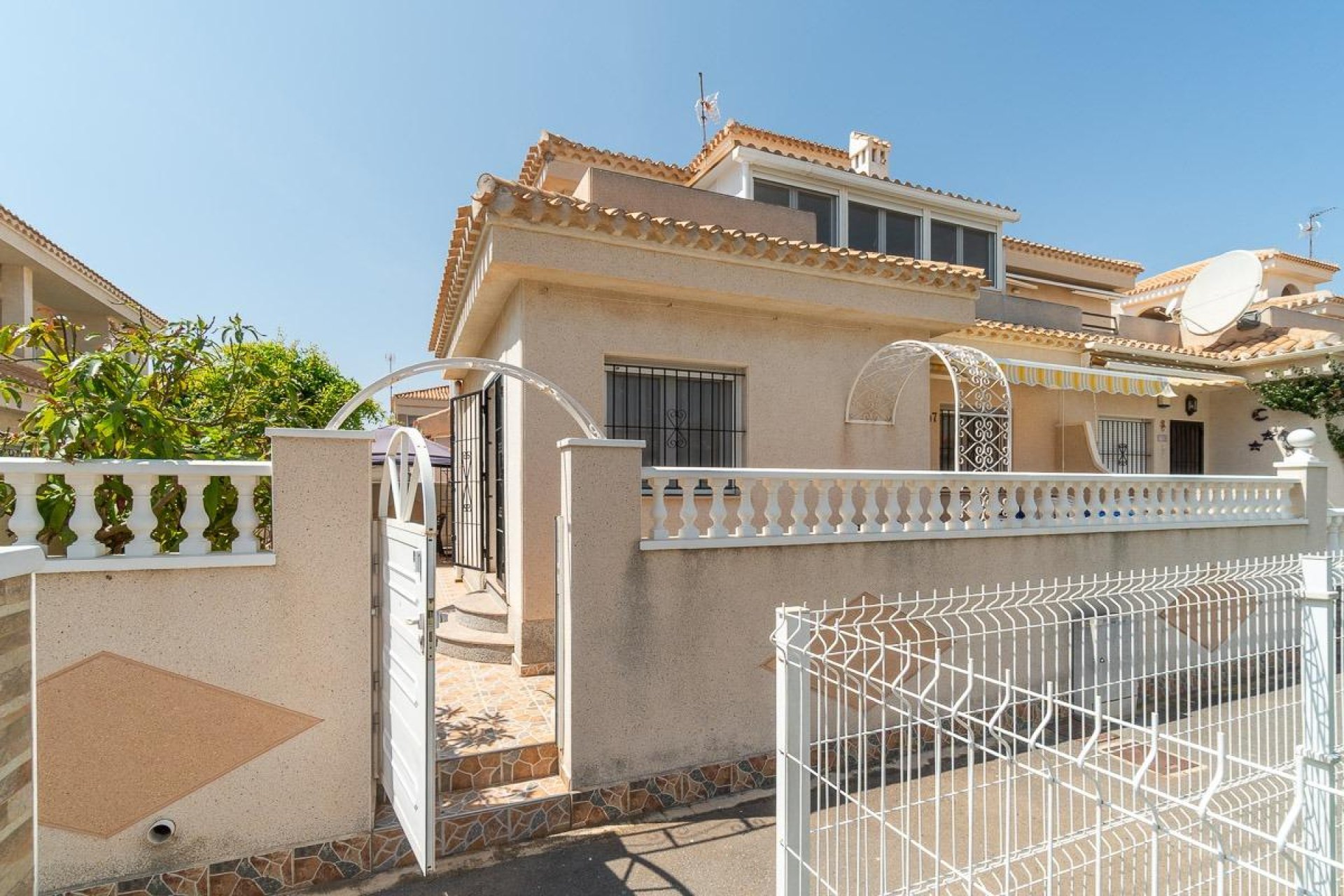 Resale - Villa - Orihuela Costa - Playa Flamenca