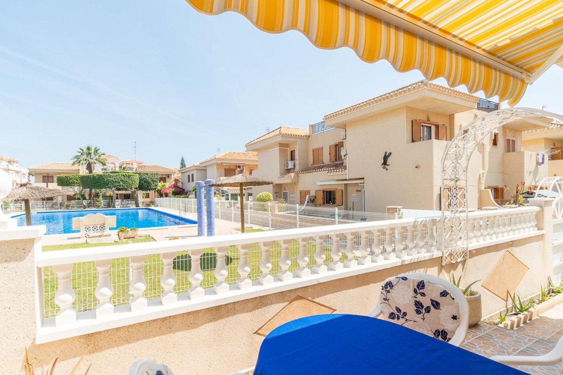Resale - Villa - Orihuela Costa - Playa Flamenca