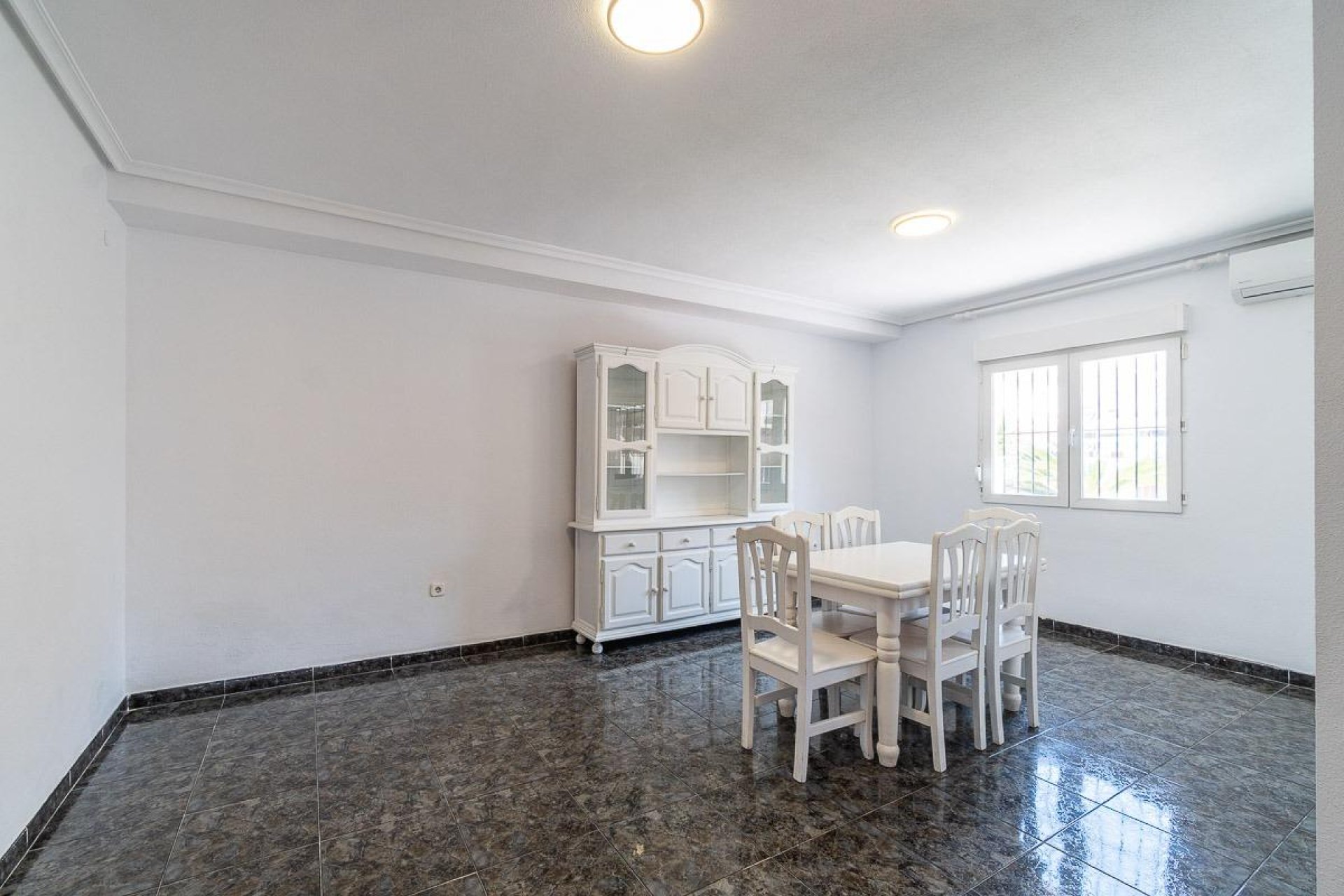 Resale - Villa - Orihuela Costa - Playa Flamenca