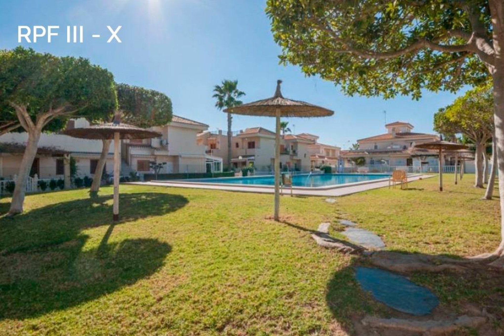 Resale - Villa - Orihuela Costa - Playa Flamenca