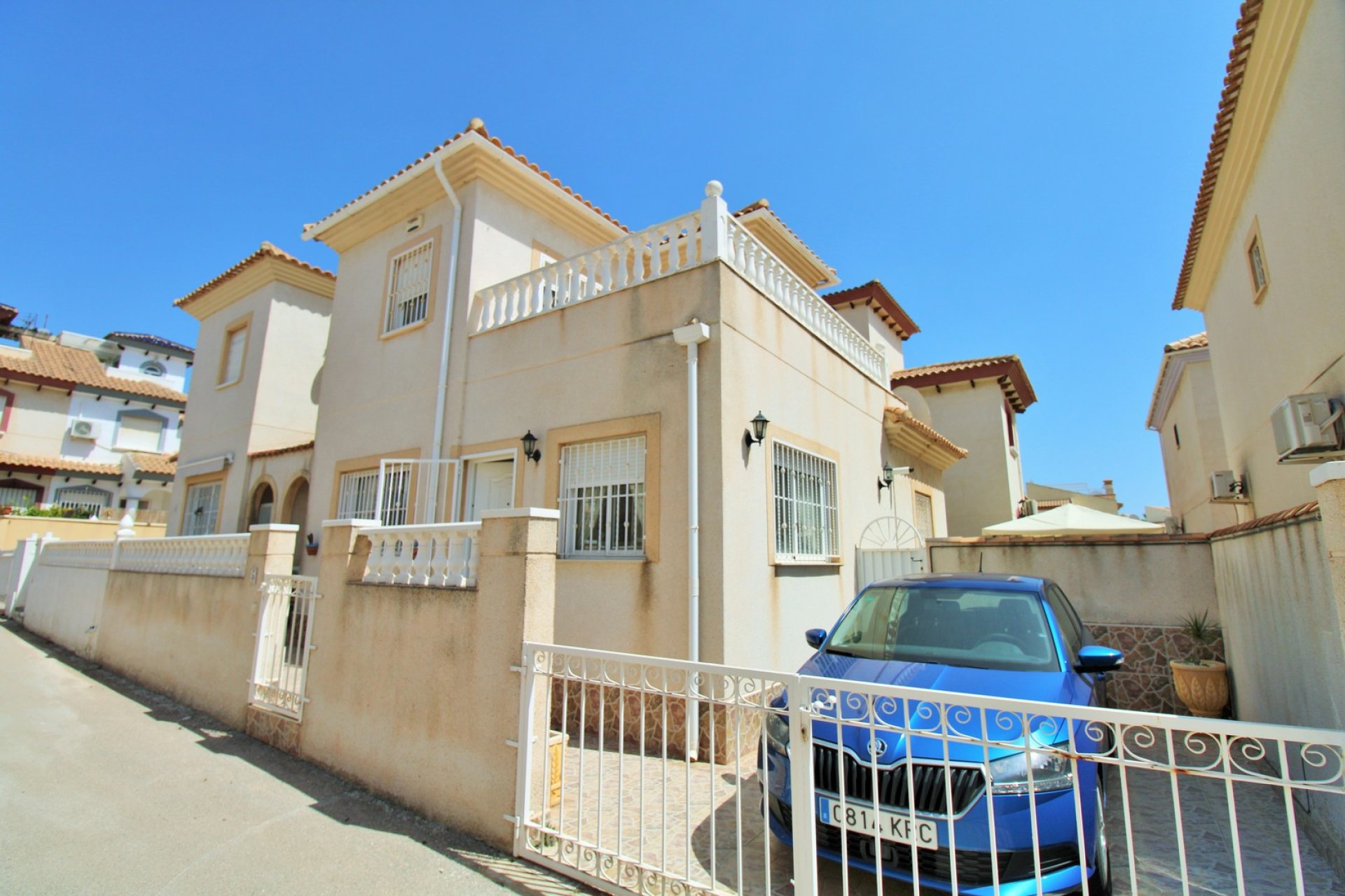 Resale - Villa - Orihuela Costa - Playa Flamenca