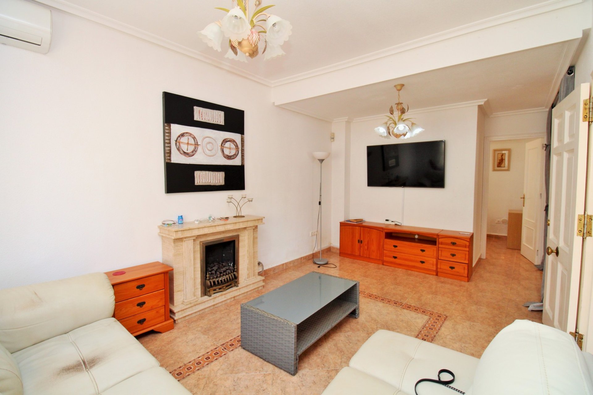 Resale - Villa - Orihuela Costa - Playa Flamenca
