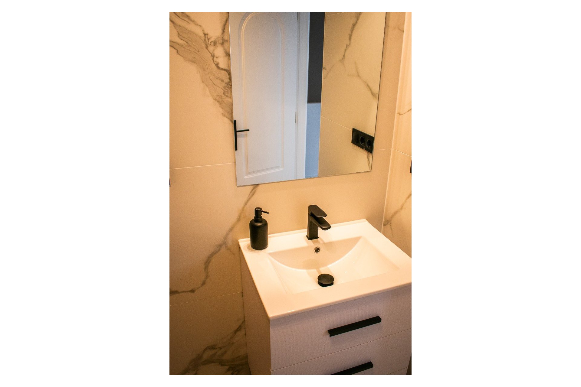 Resale - Villa - Orihuela Costa - Punta Prima