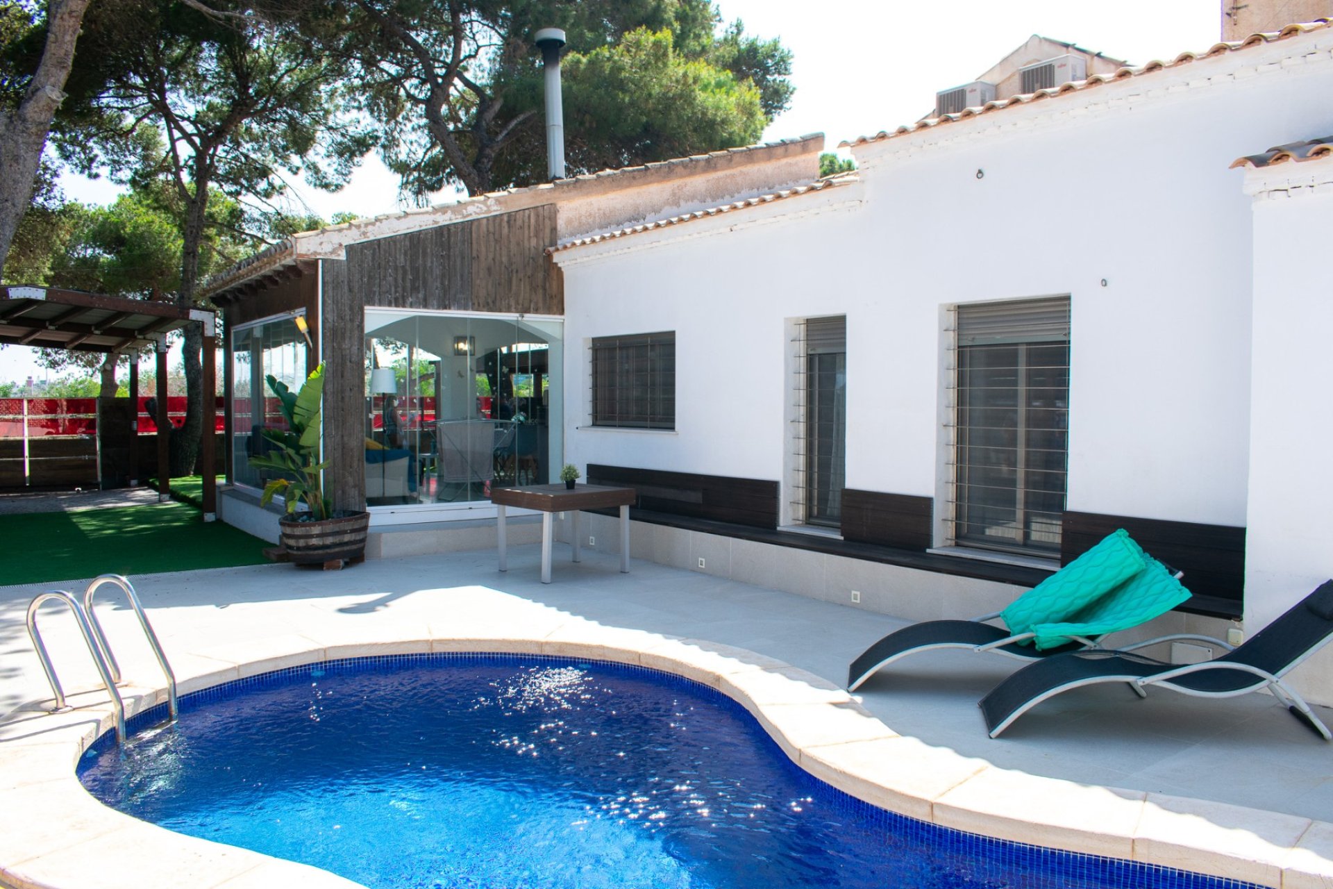 Resale - Villa - Orihuela Costa - Punta Prima