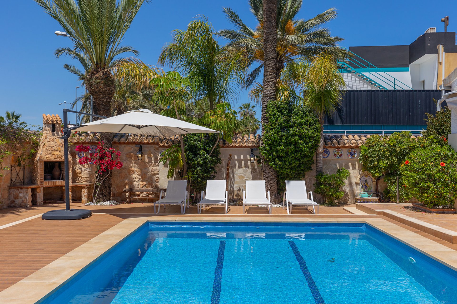 Resale - Villa - Orihuela Costa - Punta Prima