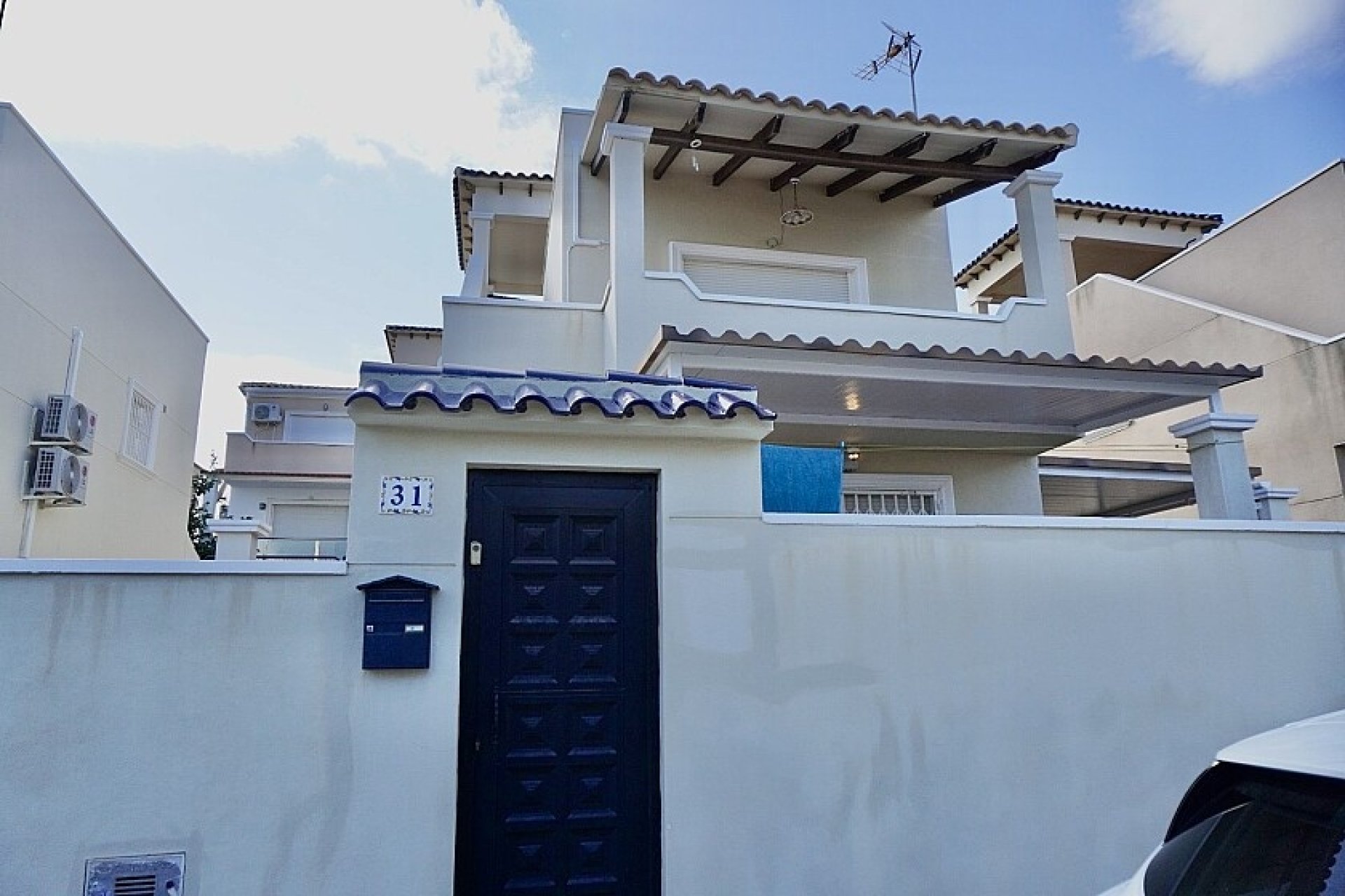 Resale - Villa - Orihuela Costa - Villamartin area