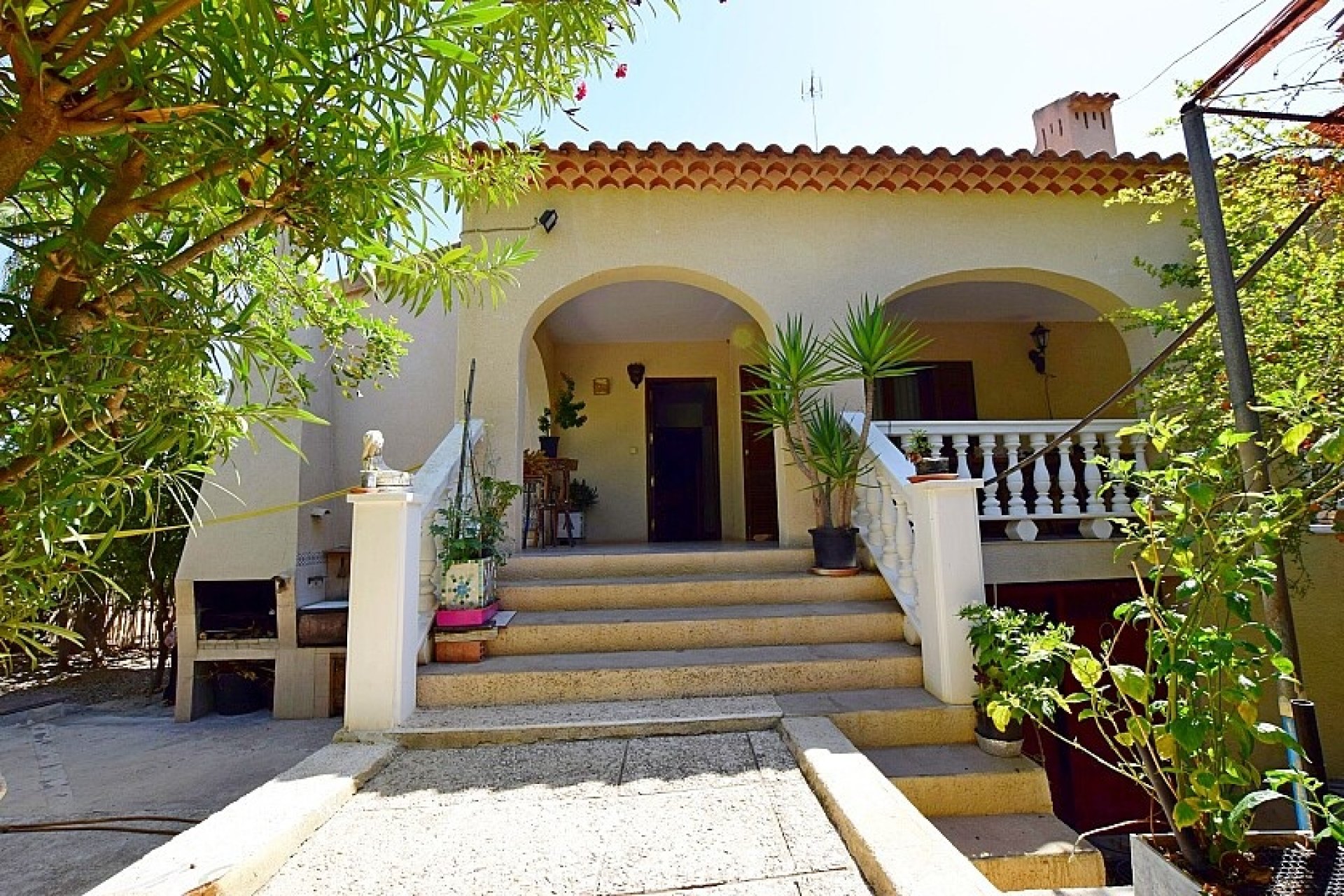Resale - Villa - Orihuela Costa - Villamartín