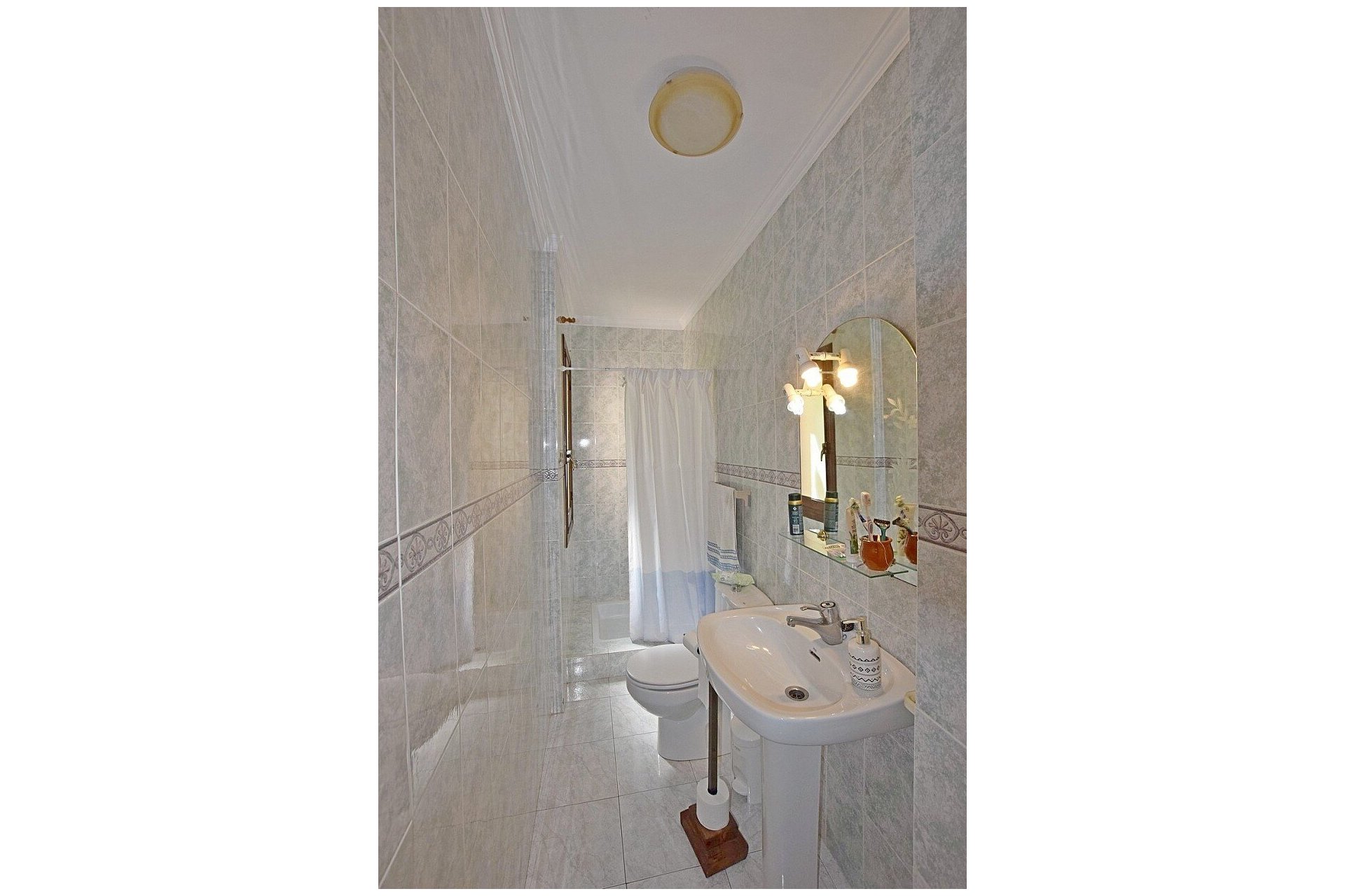 Resale - Villa - Orihuela Costa - Villamartín