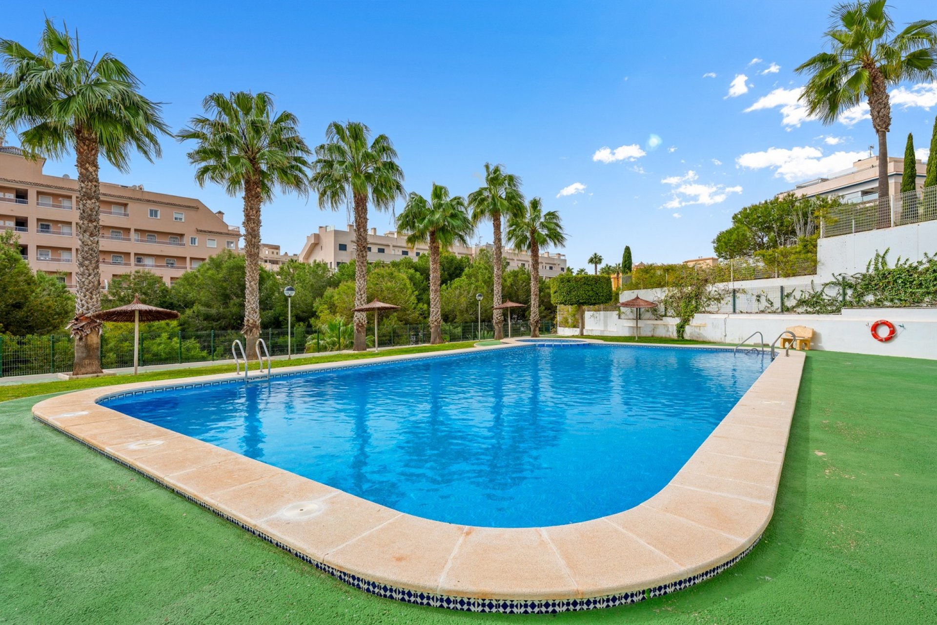 Resale - Villa - Orihuela Costa - Villamartín