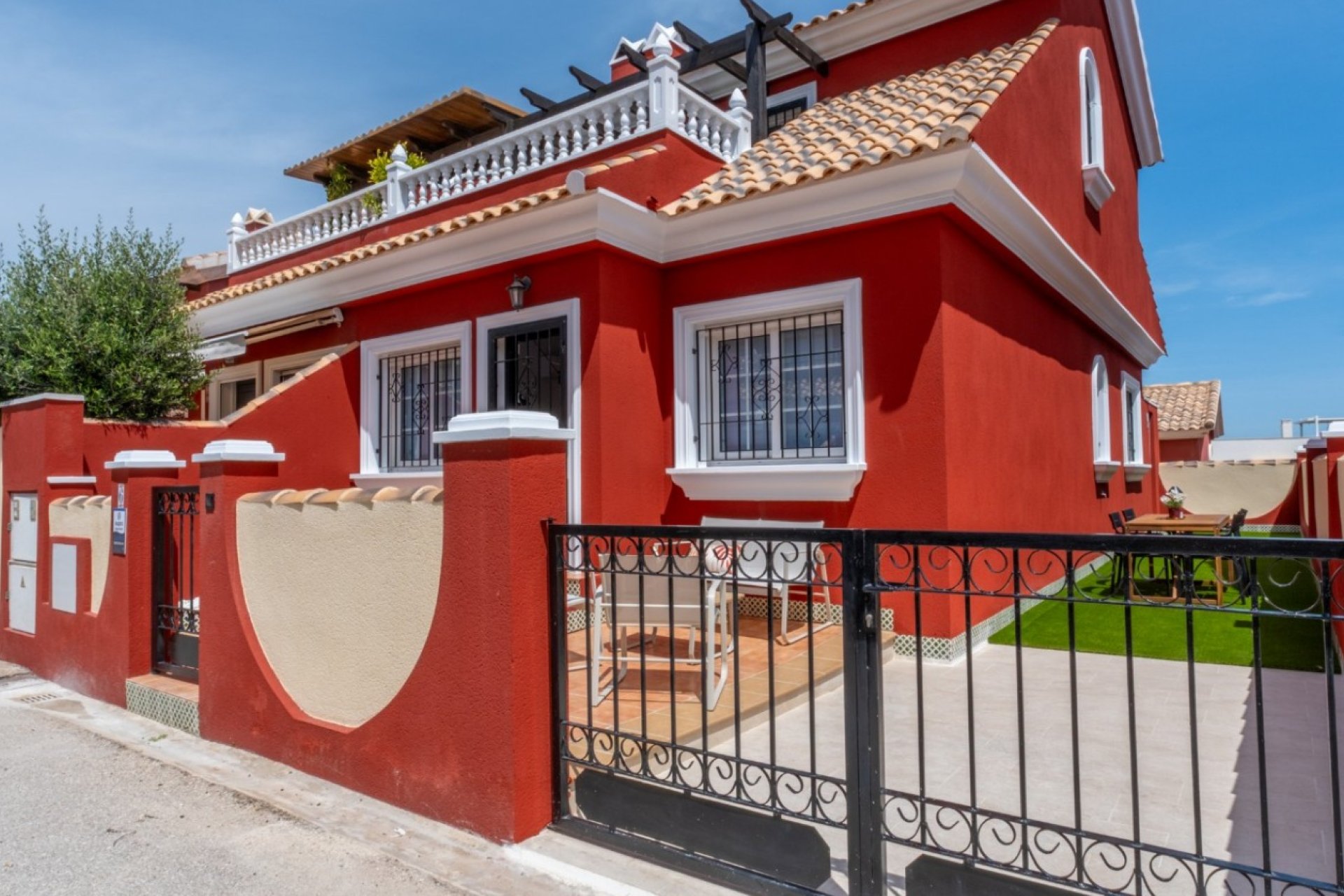 Resale - Villa - Orihuela Costa - Villamartín