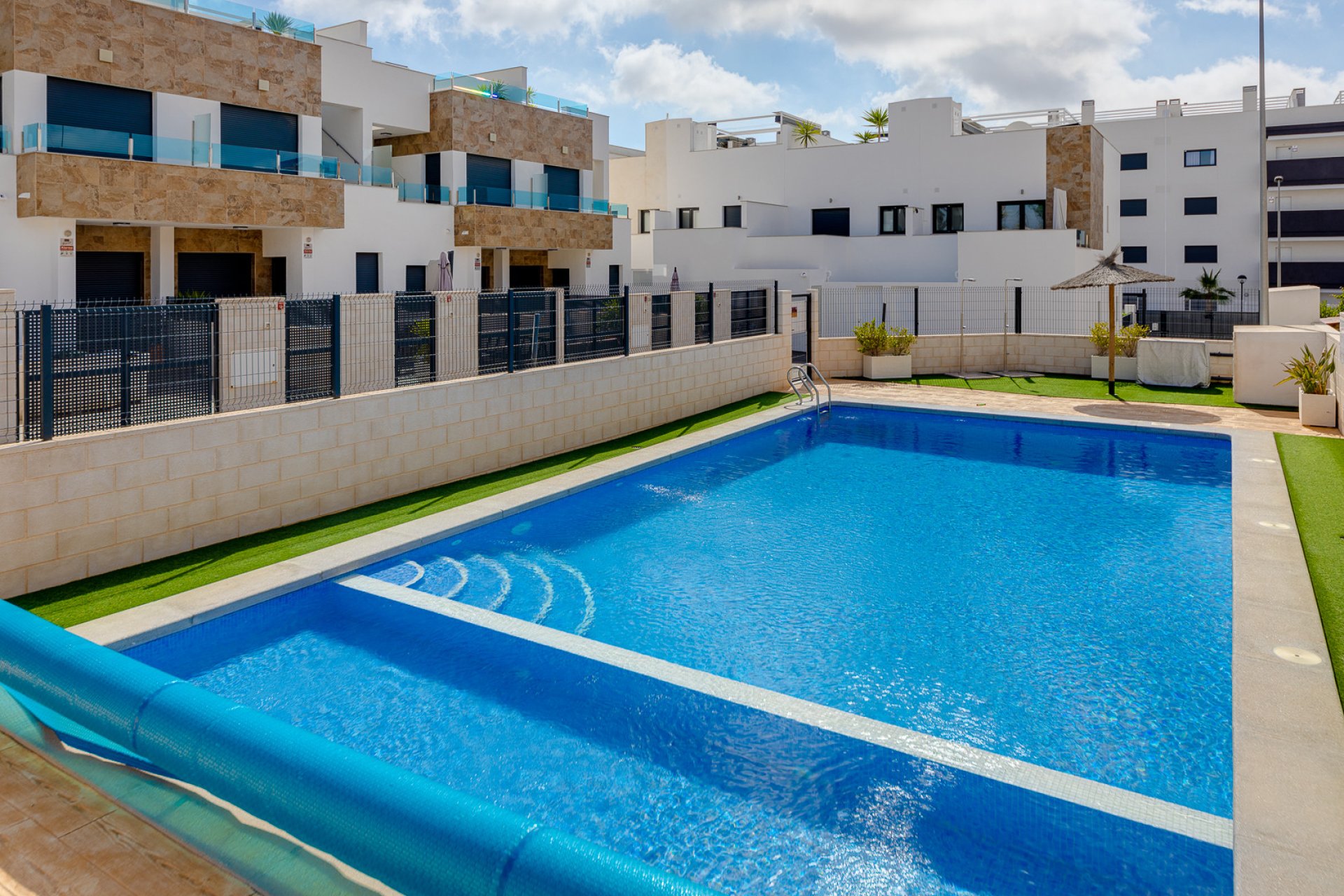 Resale - Villa - Orihuela Costa - Villamartin