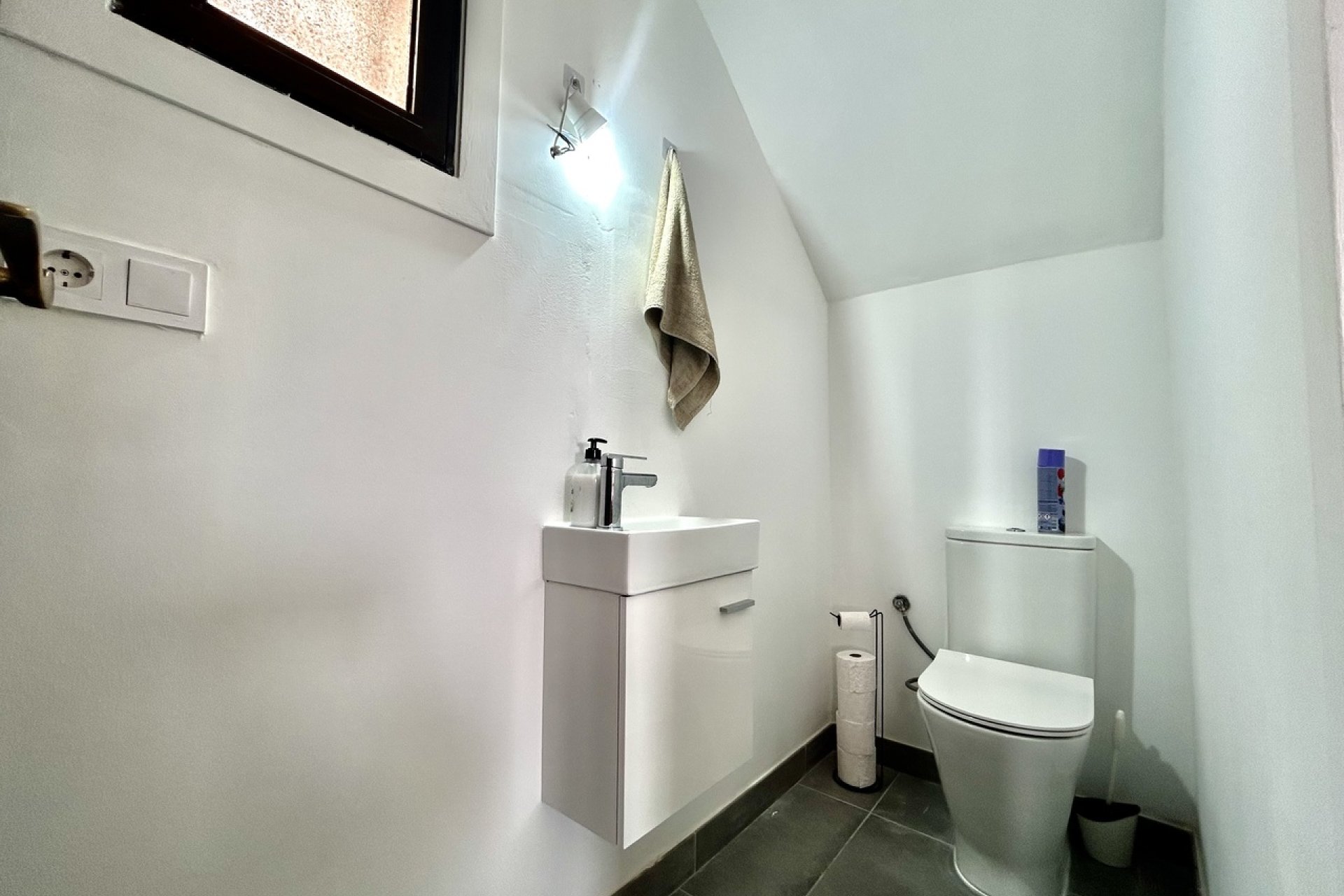 Resale - Villa - Orihuela Costa - Villamartin