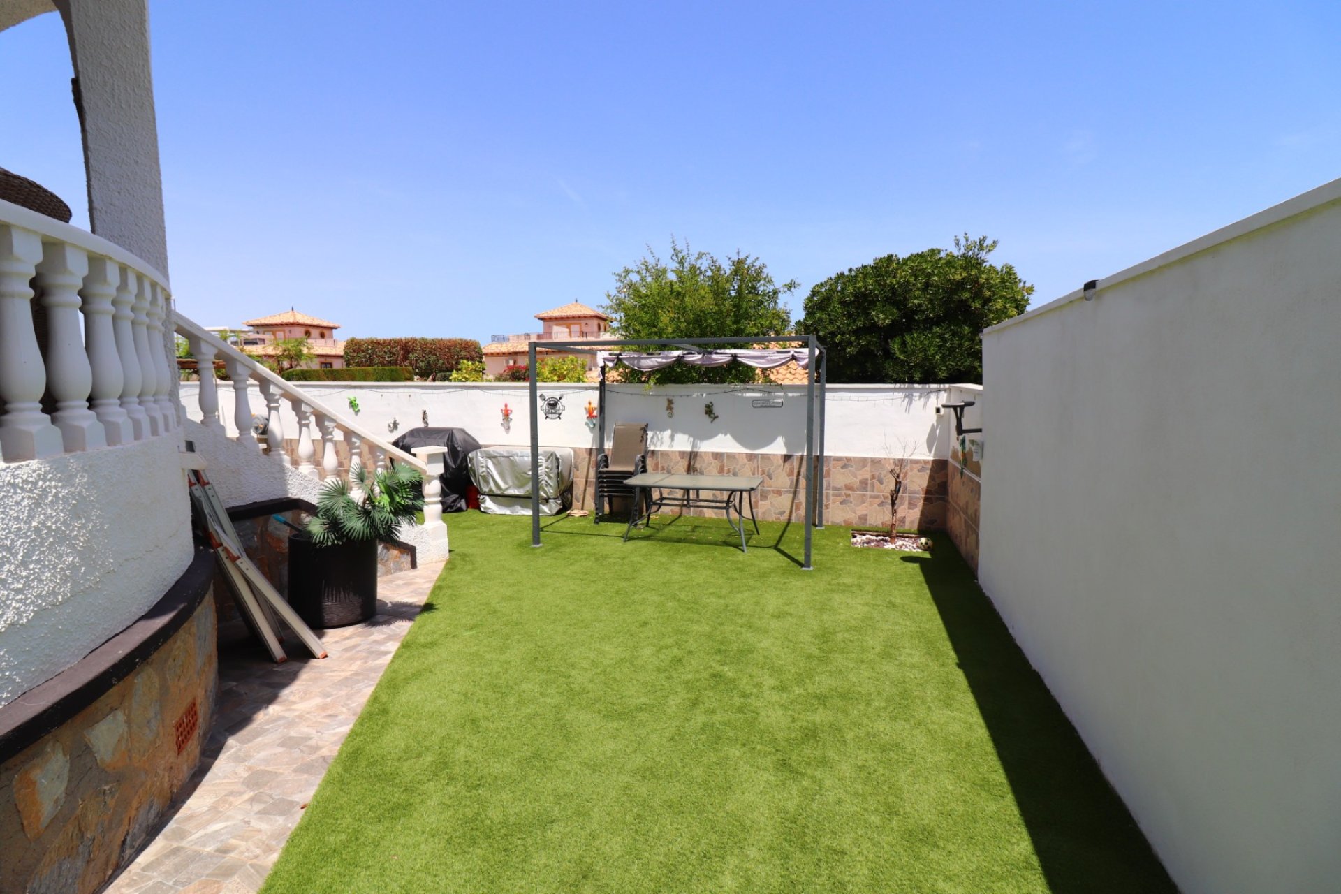 Resale - Villa - Orihuela Costa - Villamartin