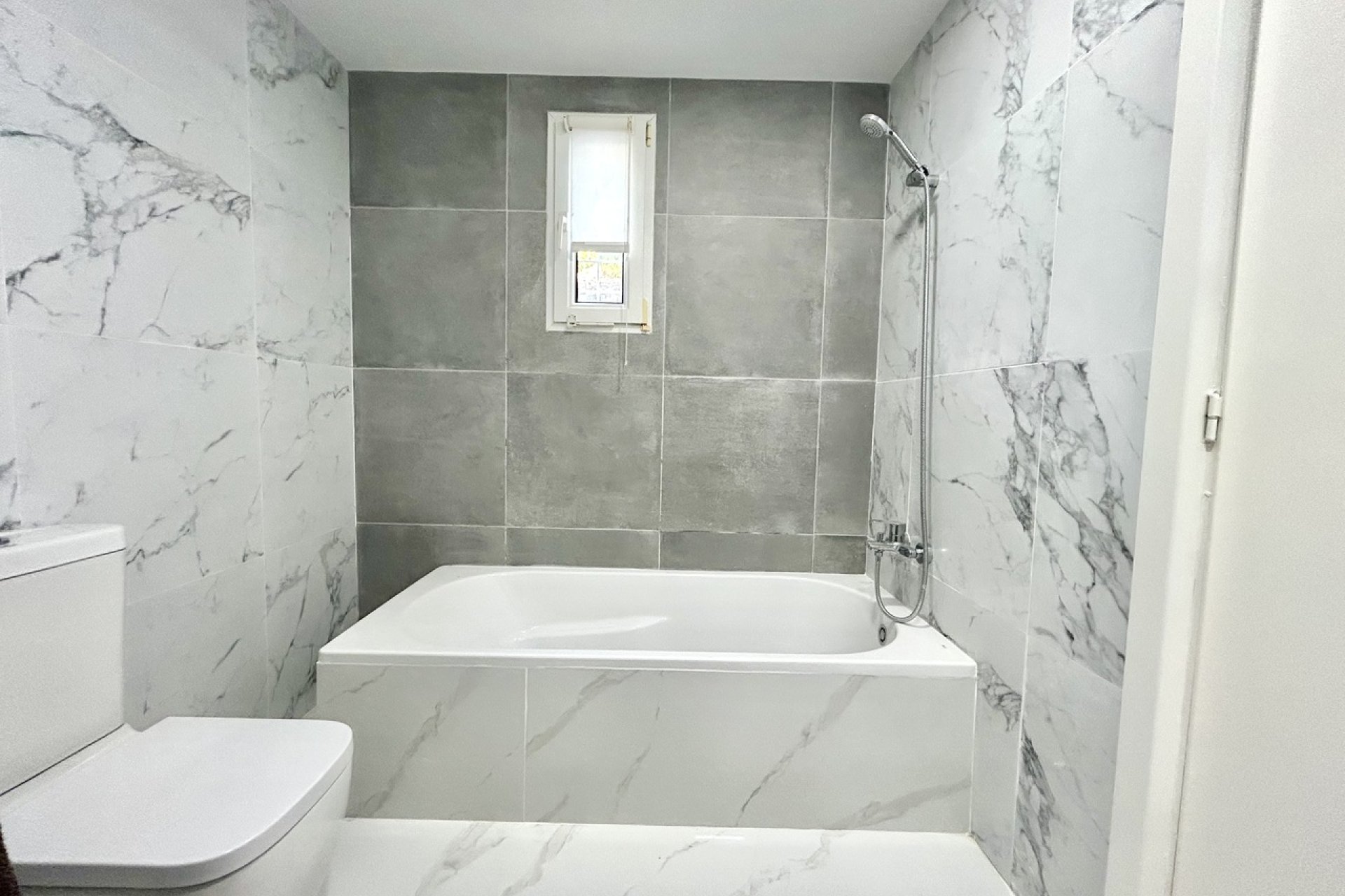 Resale - Villa - Orihuela Costa - Villamartin