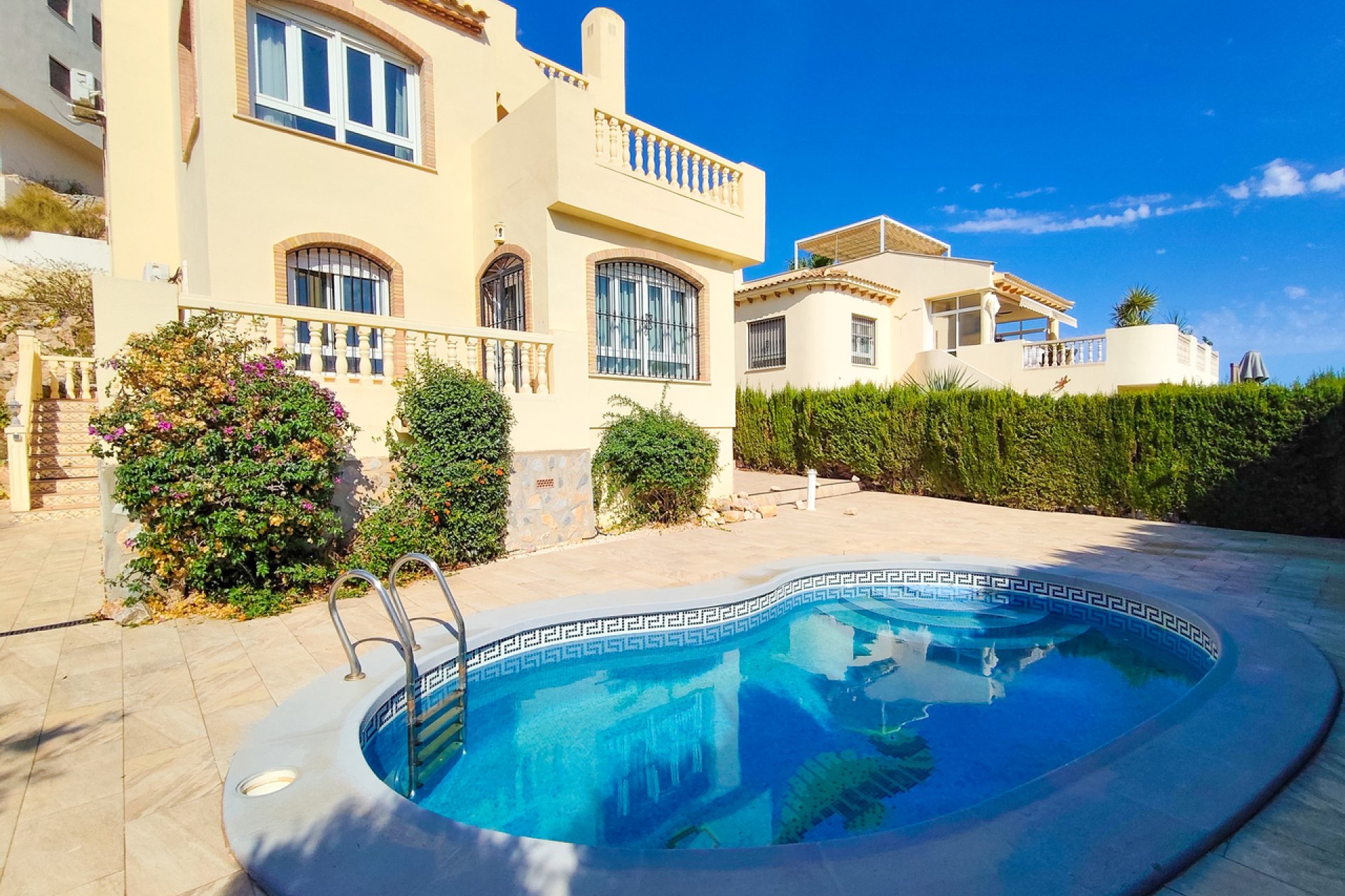 Resale - Villa - Orihuela Costa - Villamartin