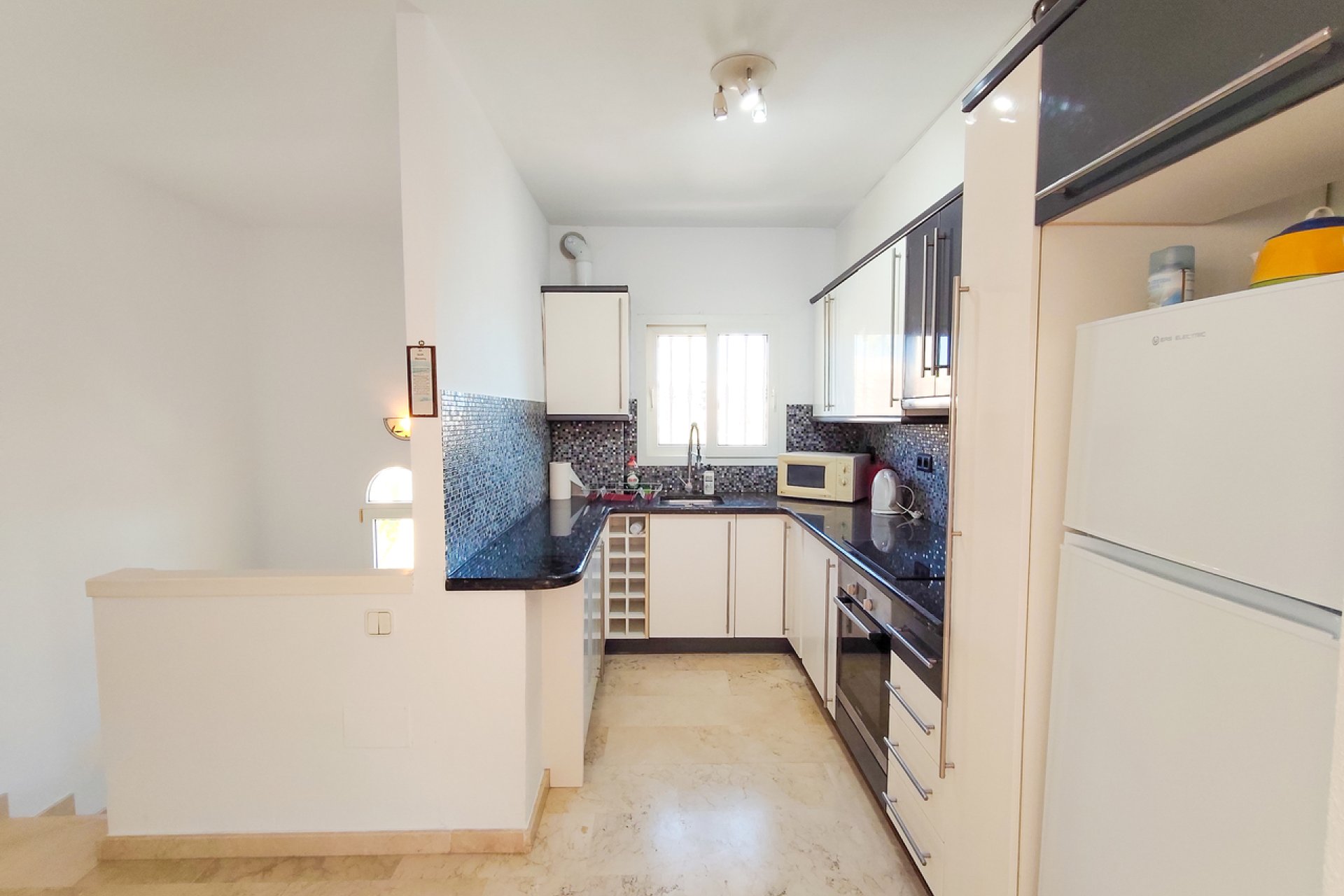 Resale - Villa - Orihuela Costa - Villamartin