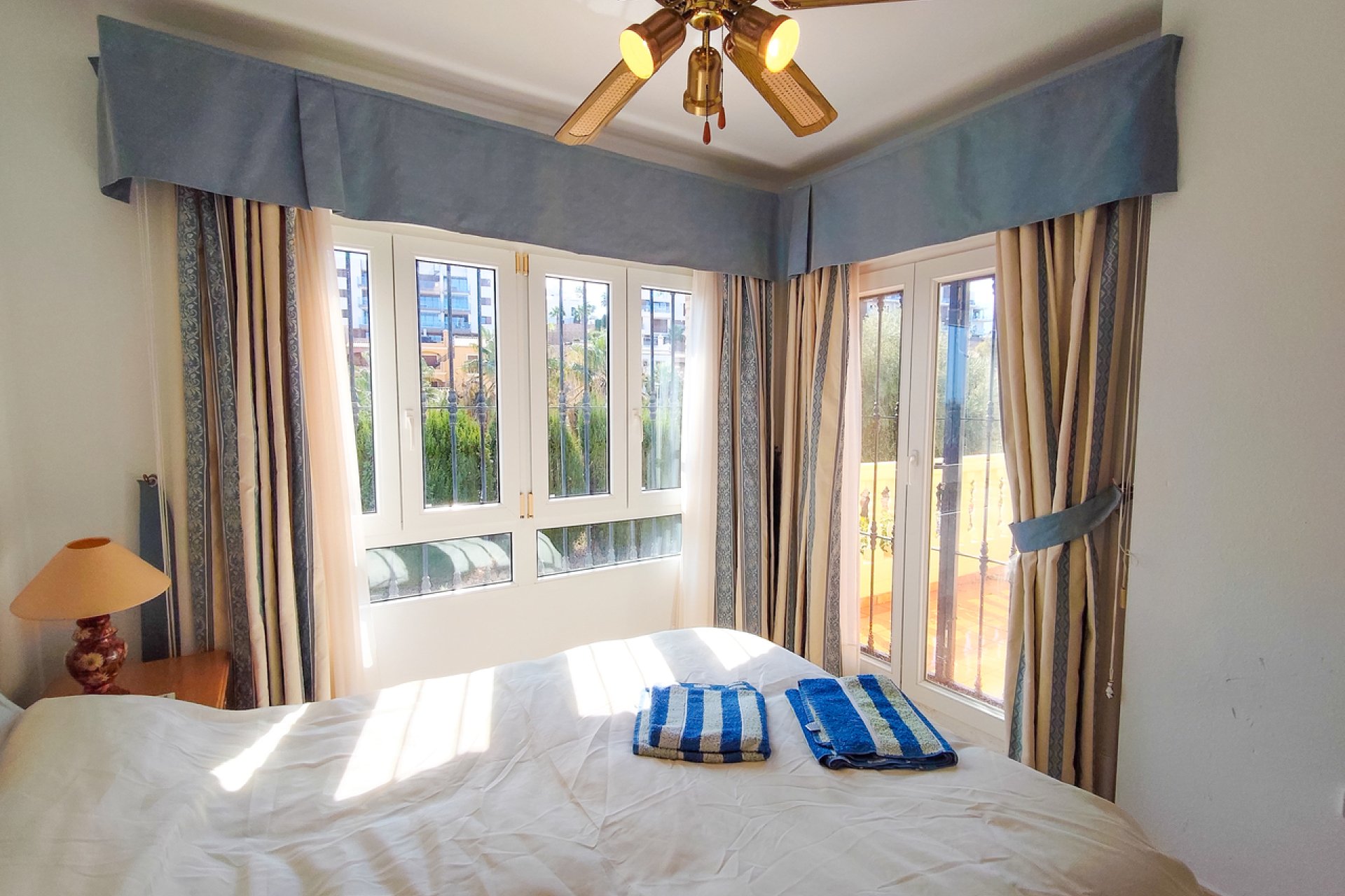 Resale - Villa - Orihuela Costa - Villamartin