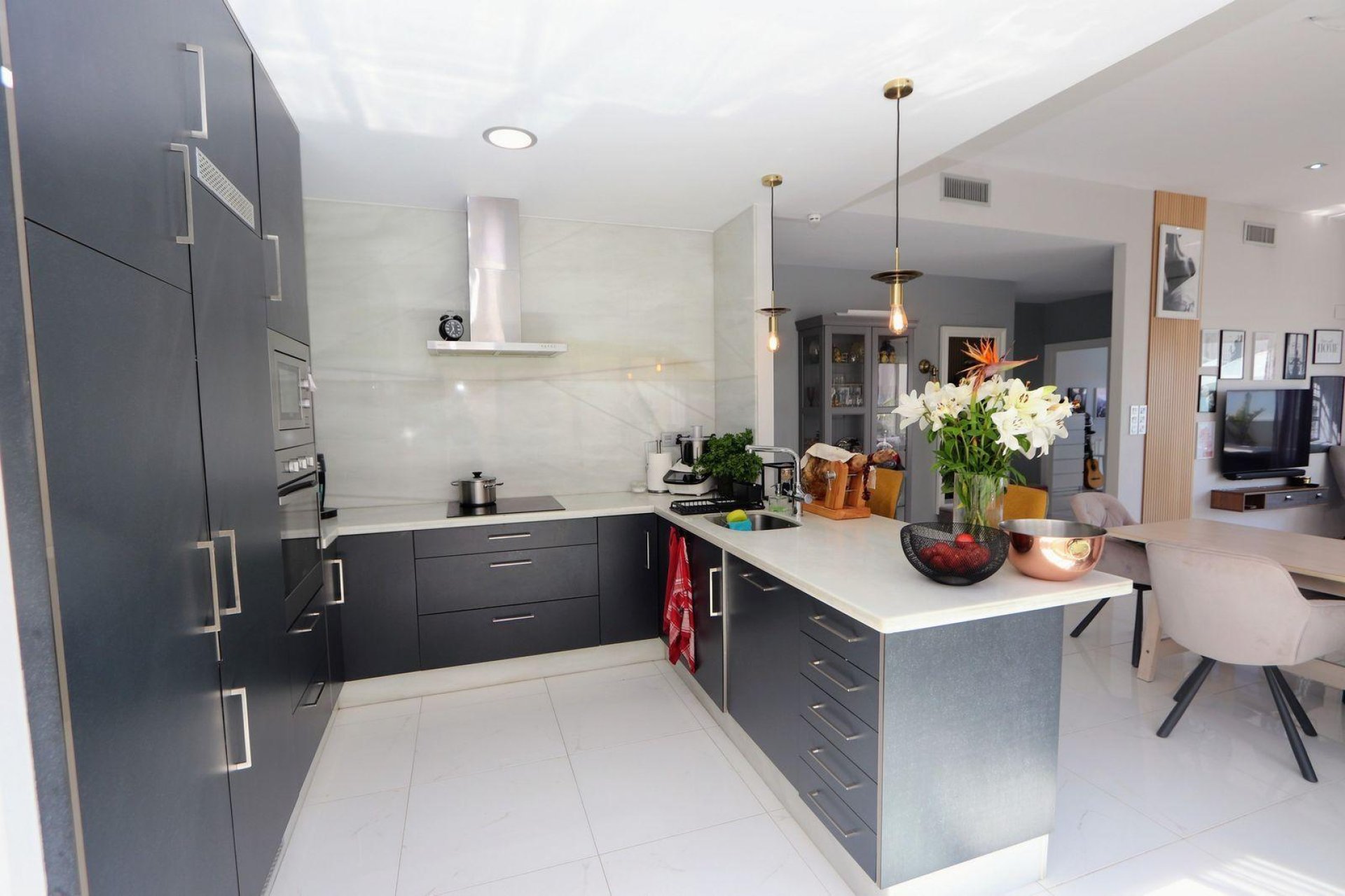 Resale - Villa - Orihuela Costa - Villamartín