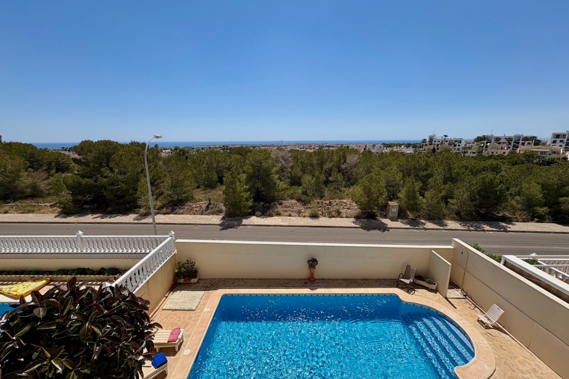 Resale - Villa - Orihuela Costa - Villamartin